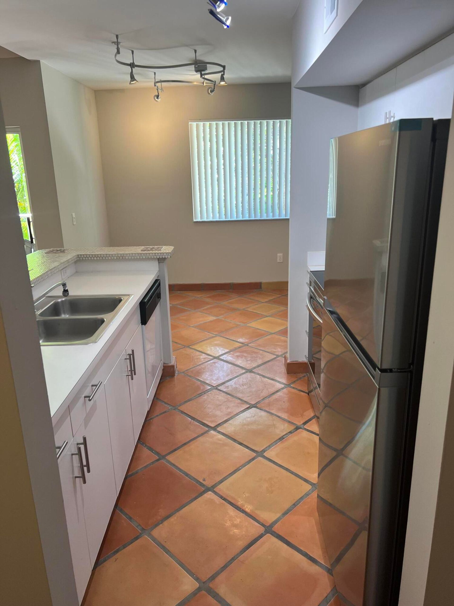 House in Tequesta, Florida 11660574