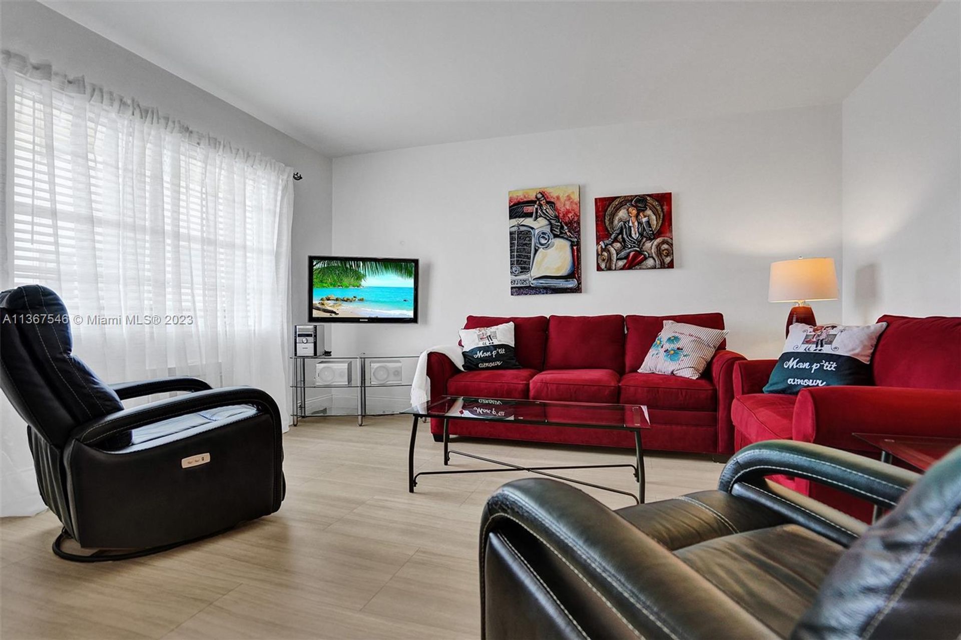 Condominio en North Miami Beach, Florida 11662335