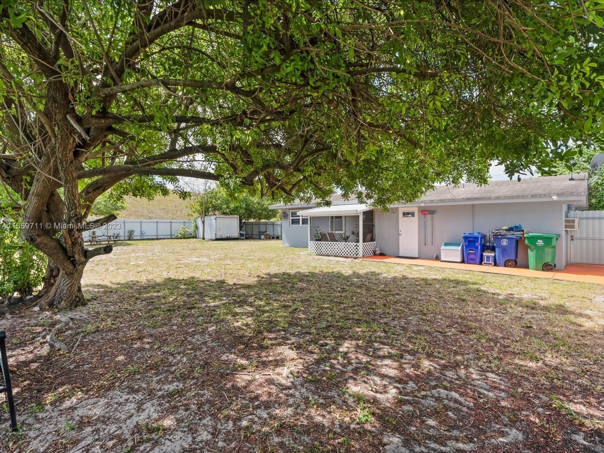 House in Miramar, Florida 11662340