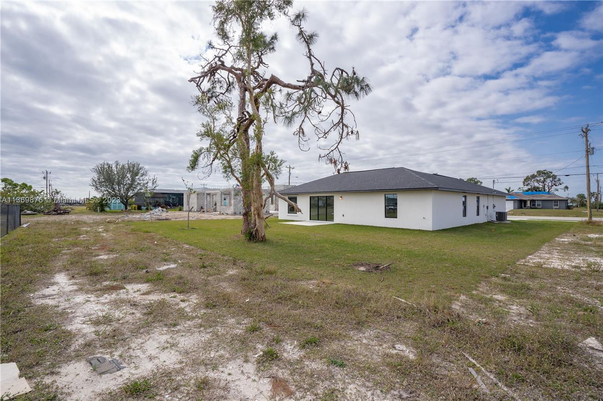 Hus i Cape Coral, Florida 11662392