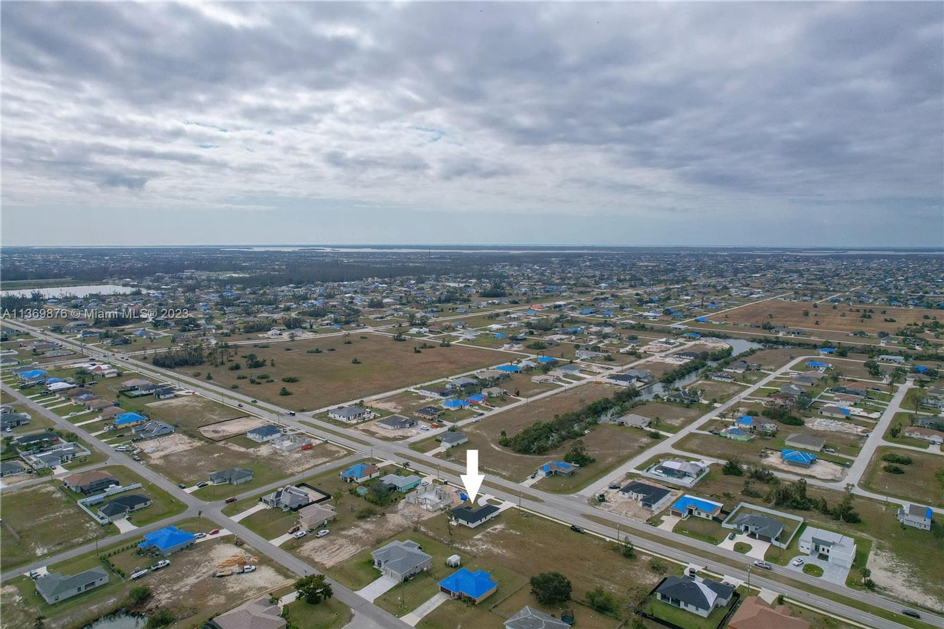 жилой дом в Cape Coral, Florida 11662392