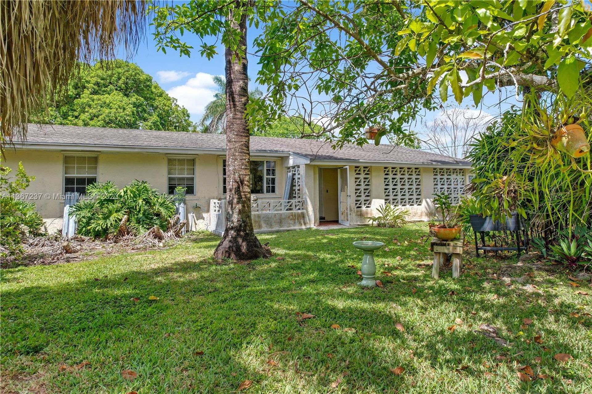 House in Redland, Florida 11662394