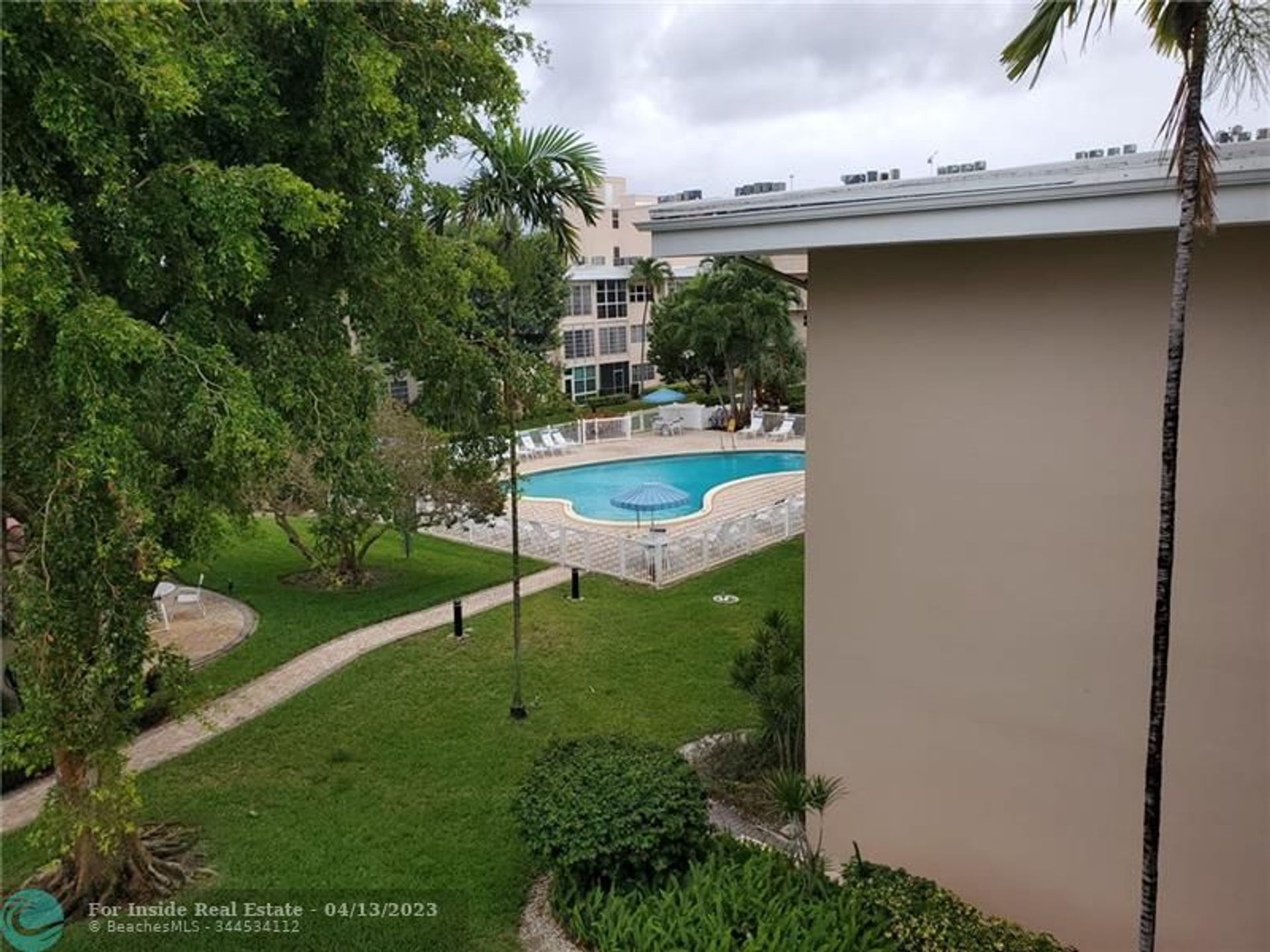 Condominium in Pompano Beach, Florida 11662404