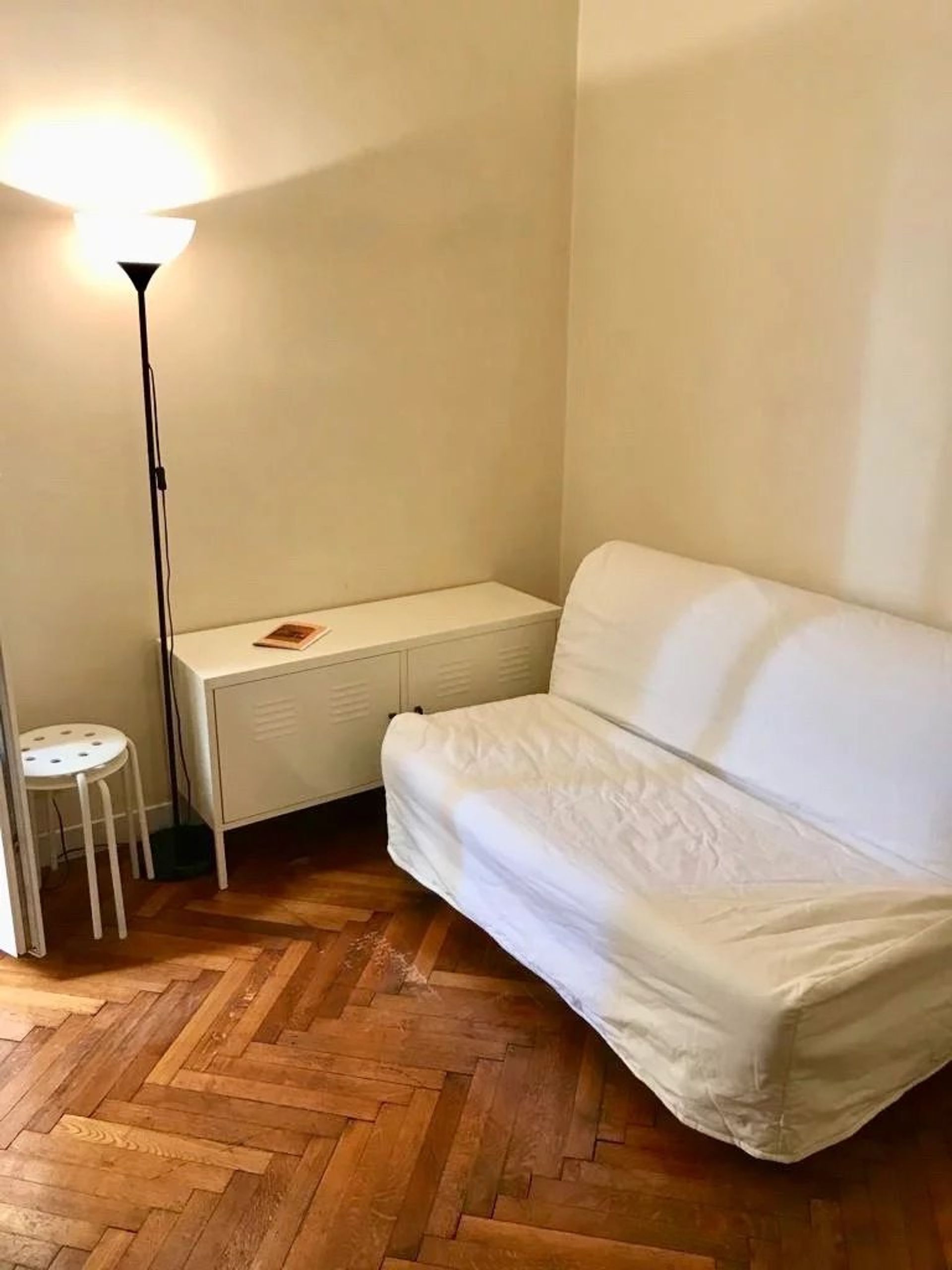 Condominium in Nice, Provence-Alpes-Cote d'Azur 11662483