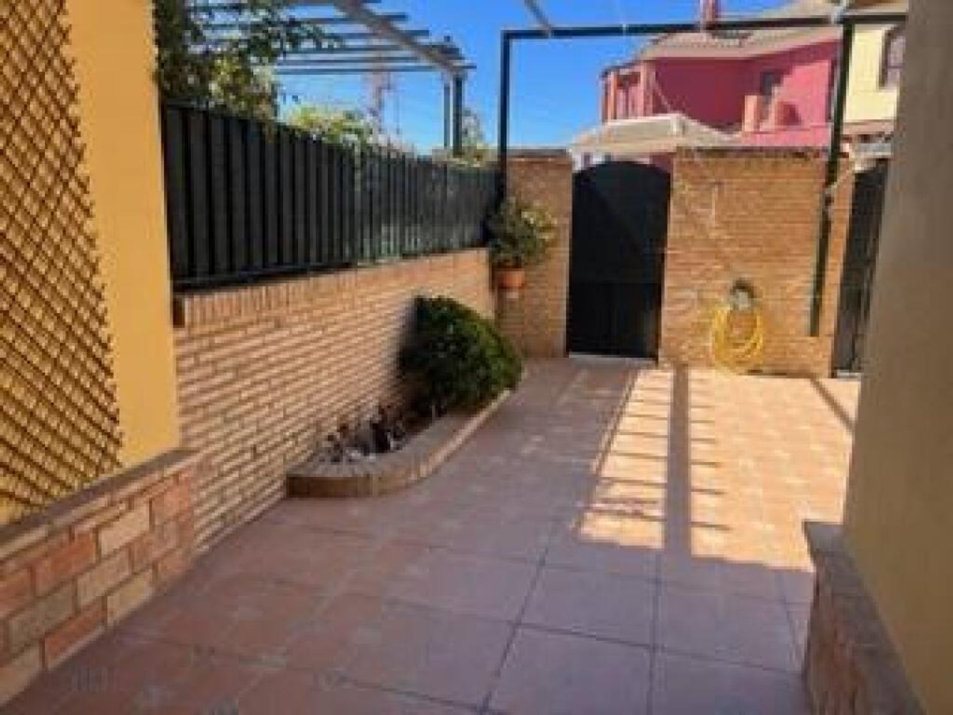 Huis in La Palma del Condado, Andalucía 11663045