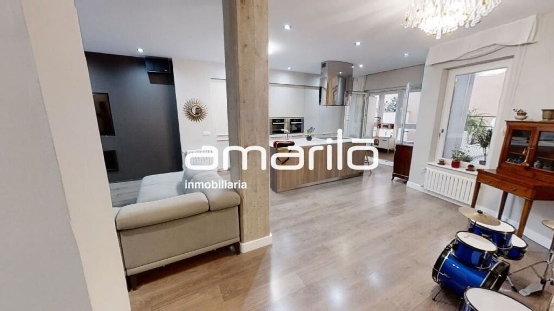 Condominium in Valencia, Comunidad Valenciana 11663051