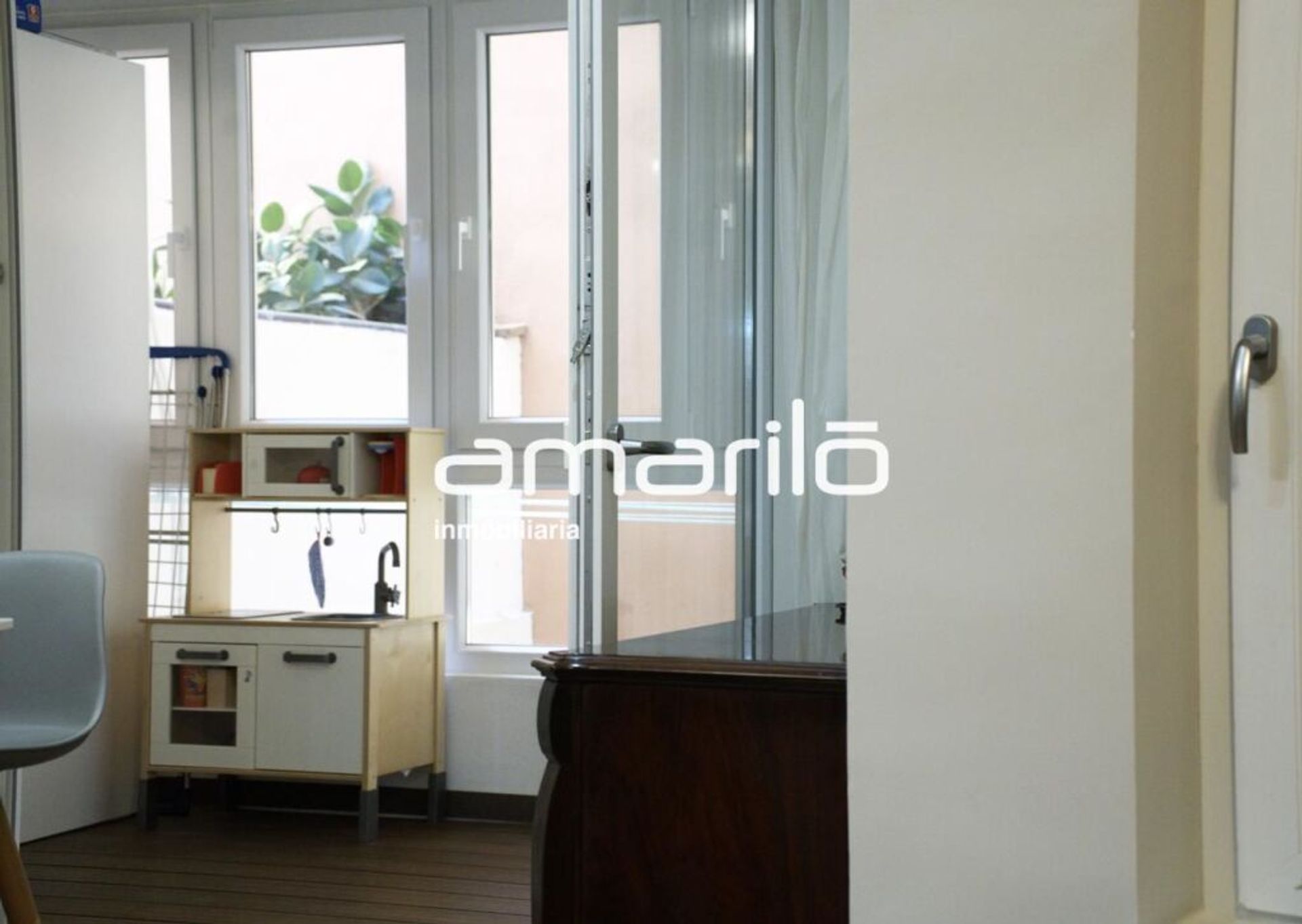 Condominium in Valencia, Comunidad Valenciana 11663051