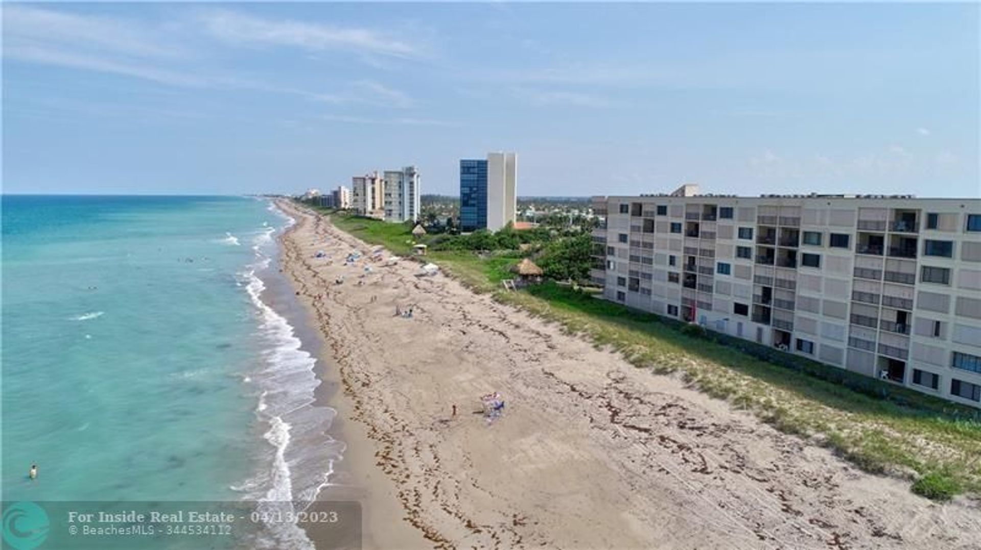 жилой дом в Jensen Beach, Florida 11663088