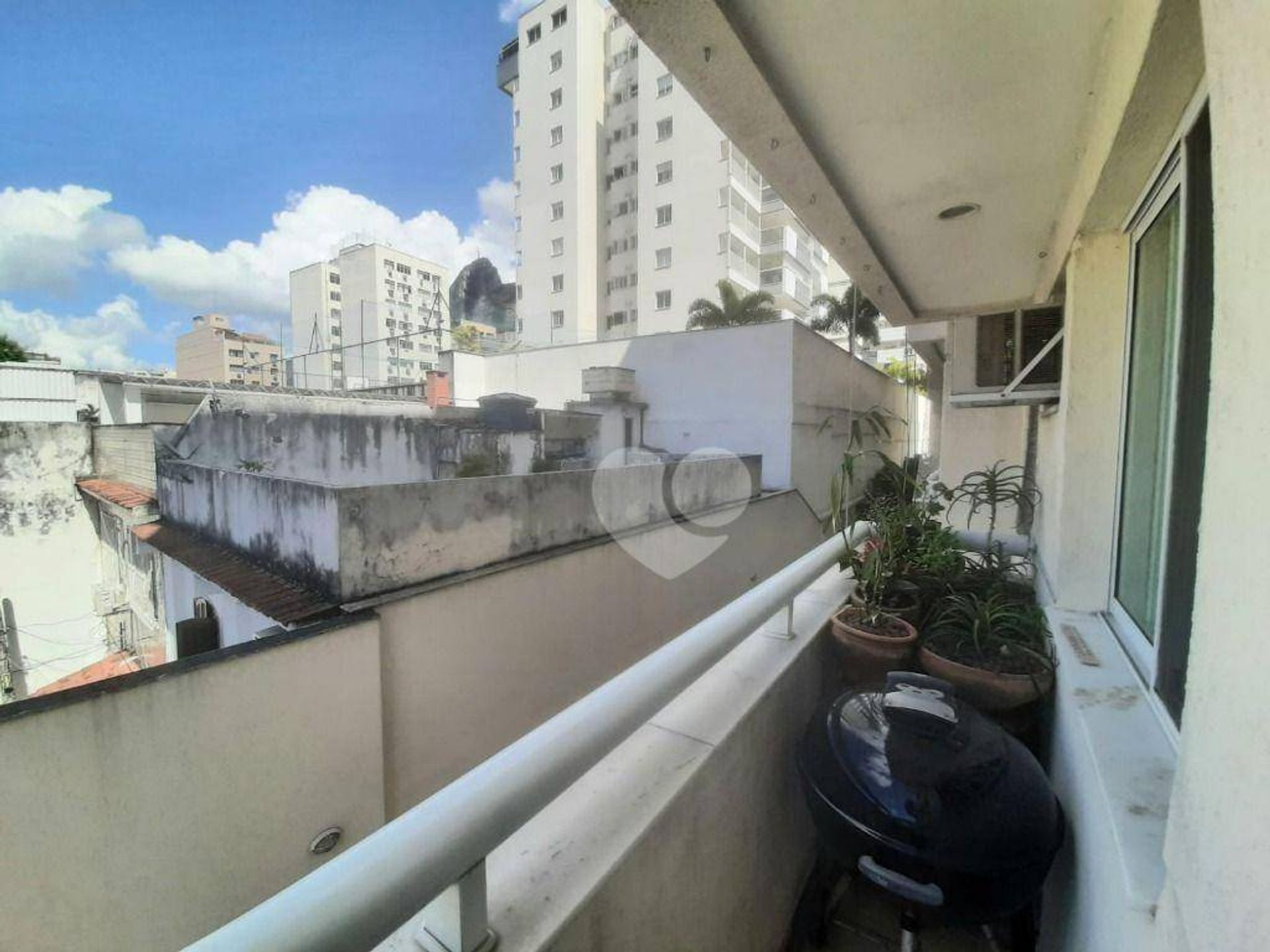 Condominium in Botafogo, Rio de Janeiro 11664870