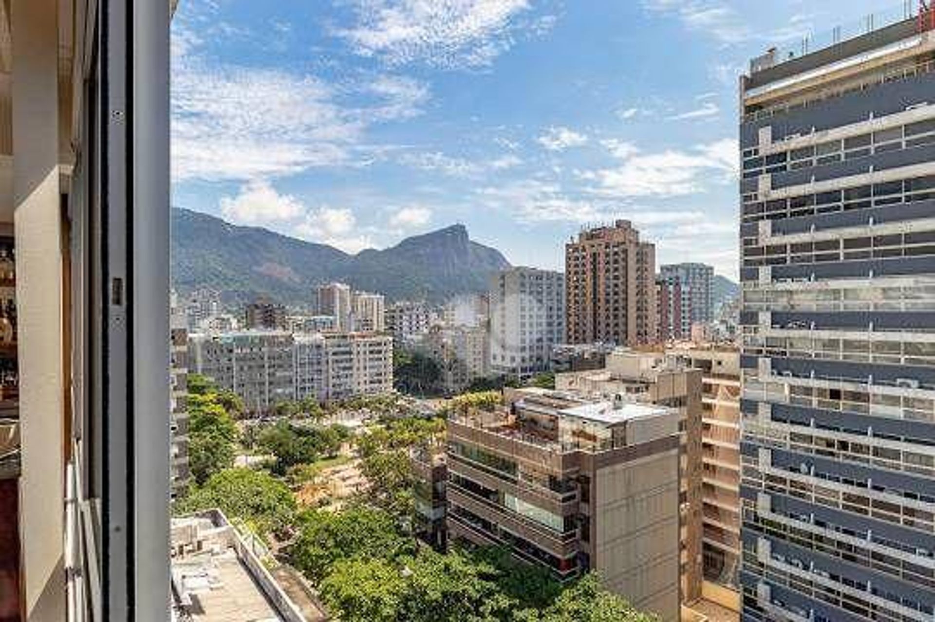 Condominium in Leblon, Rio de Janeiro 11666452