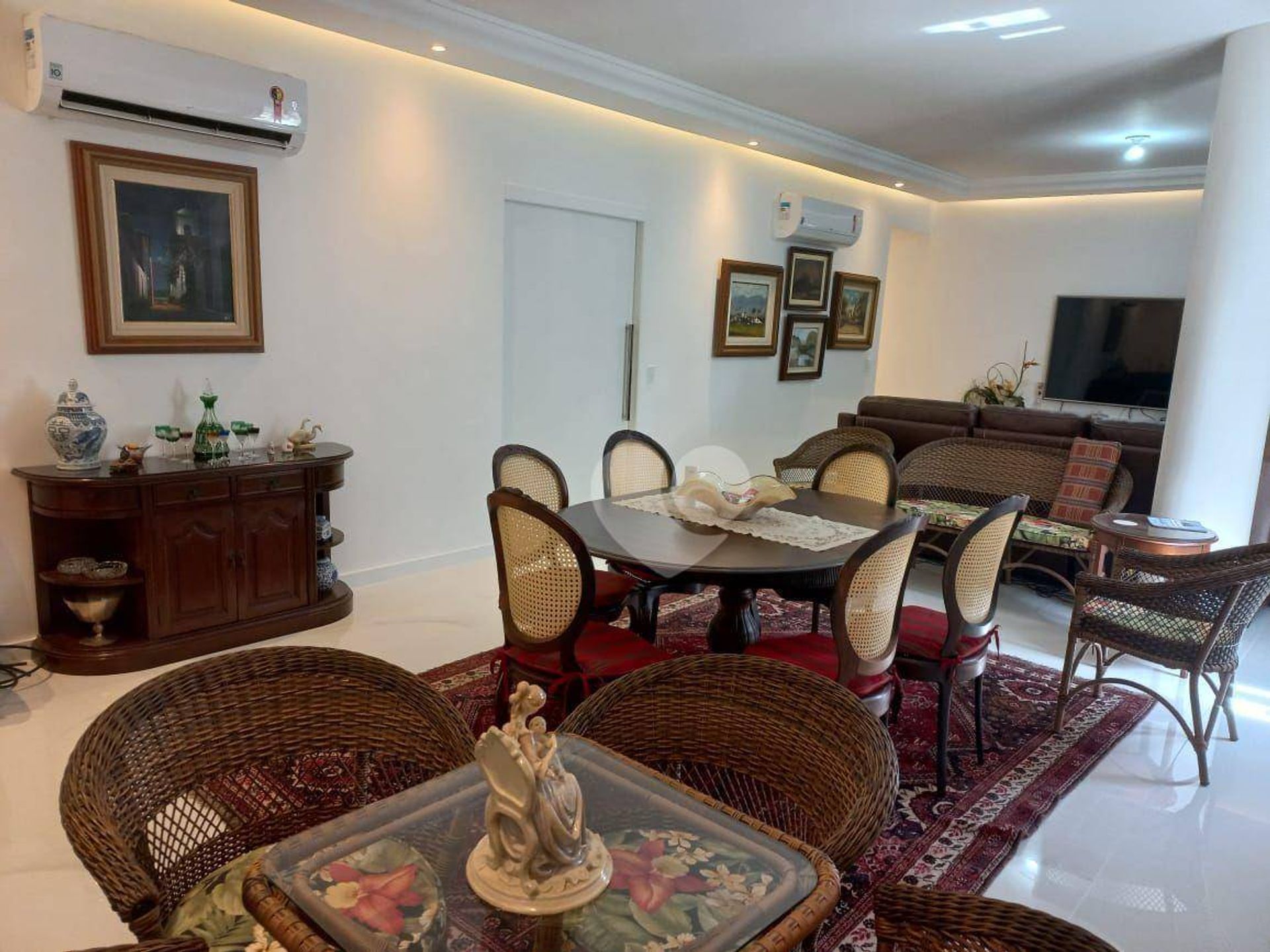 عمارات في كوباكابانا, ريو دي جانيرو 11667012