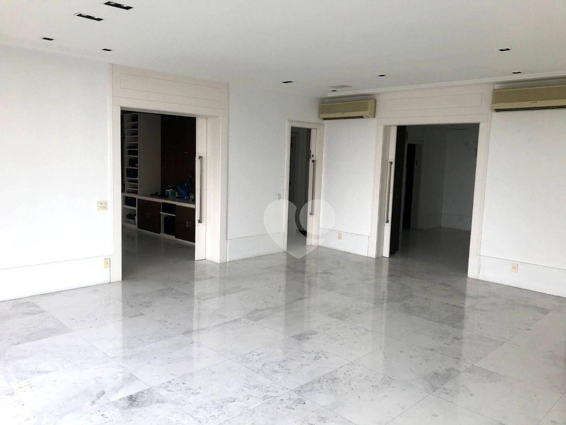 Condominium dans Catete, Rio de Janeiro 11667029