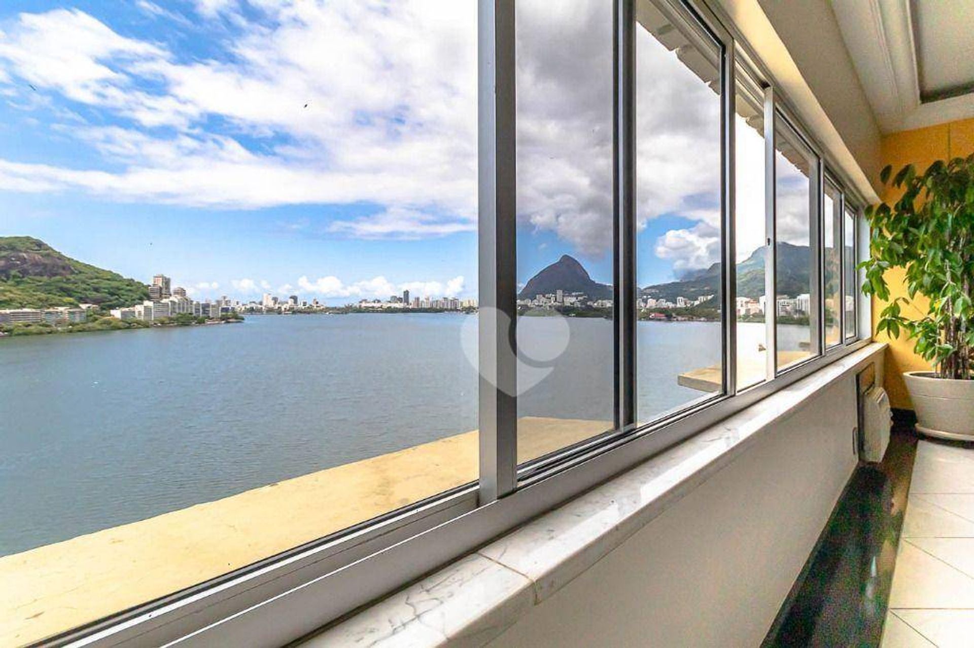 Condominium dans Lagoa, Rio de Janeiro 11667371