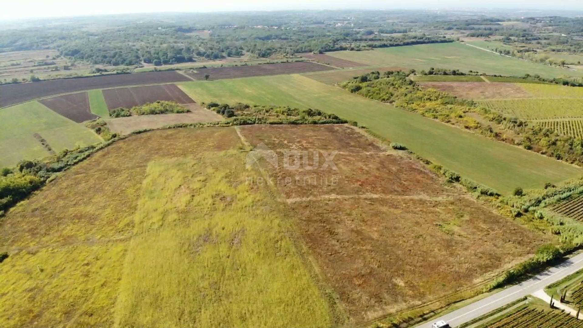 Land i Buje, Istarska Zupanija 11669470