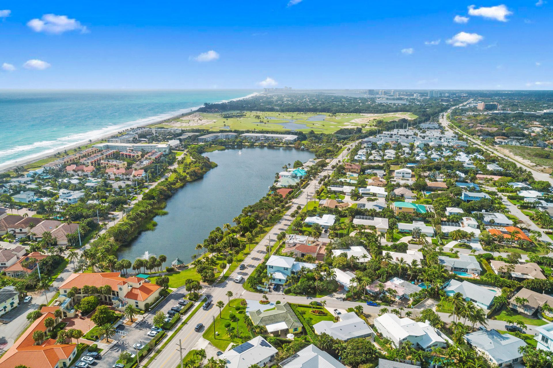 House in Juno Beach, Florida 11669925