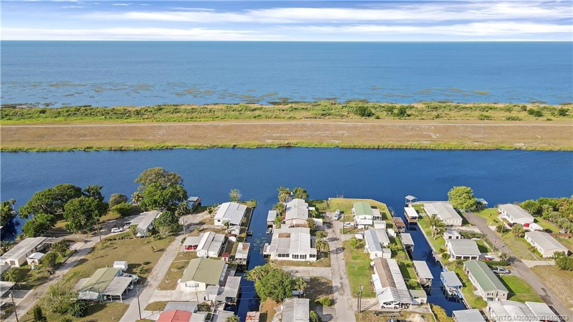 Perindustrian dalam Okeechobee, Florida 11669927