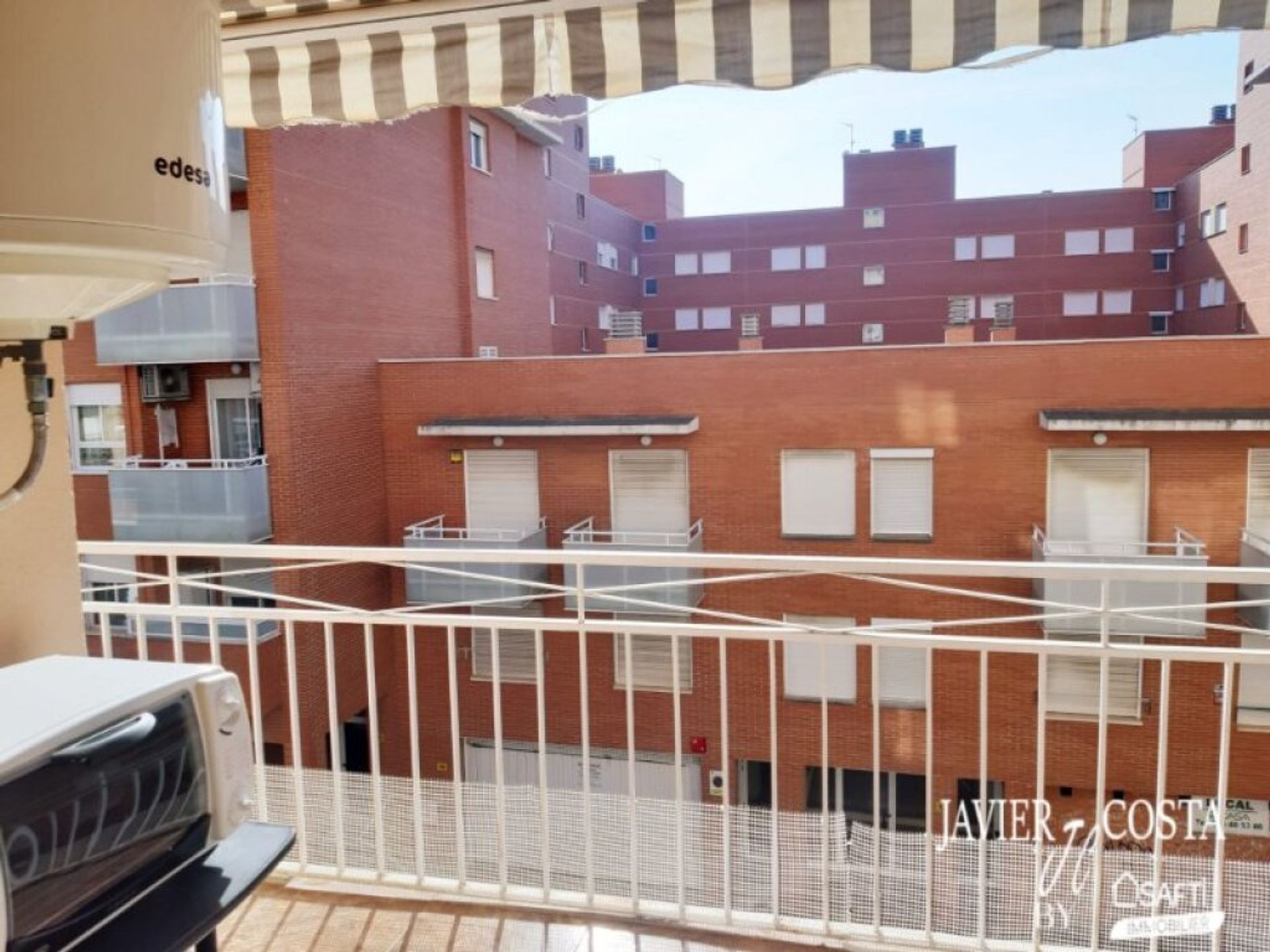 Condominium in San Carlos de la Rapita, Catalonia 11670835