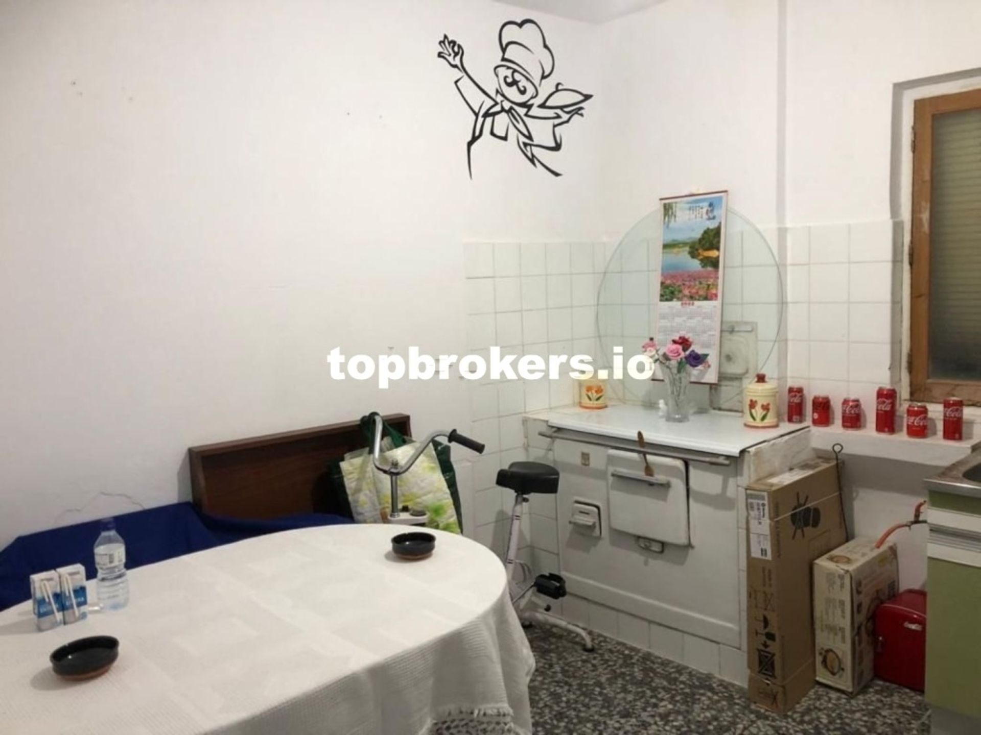 Osakehuoneisto sisään Venta de Baños, Castilla y León 11670861