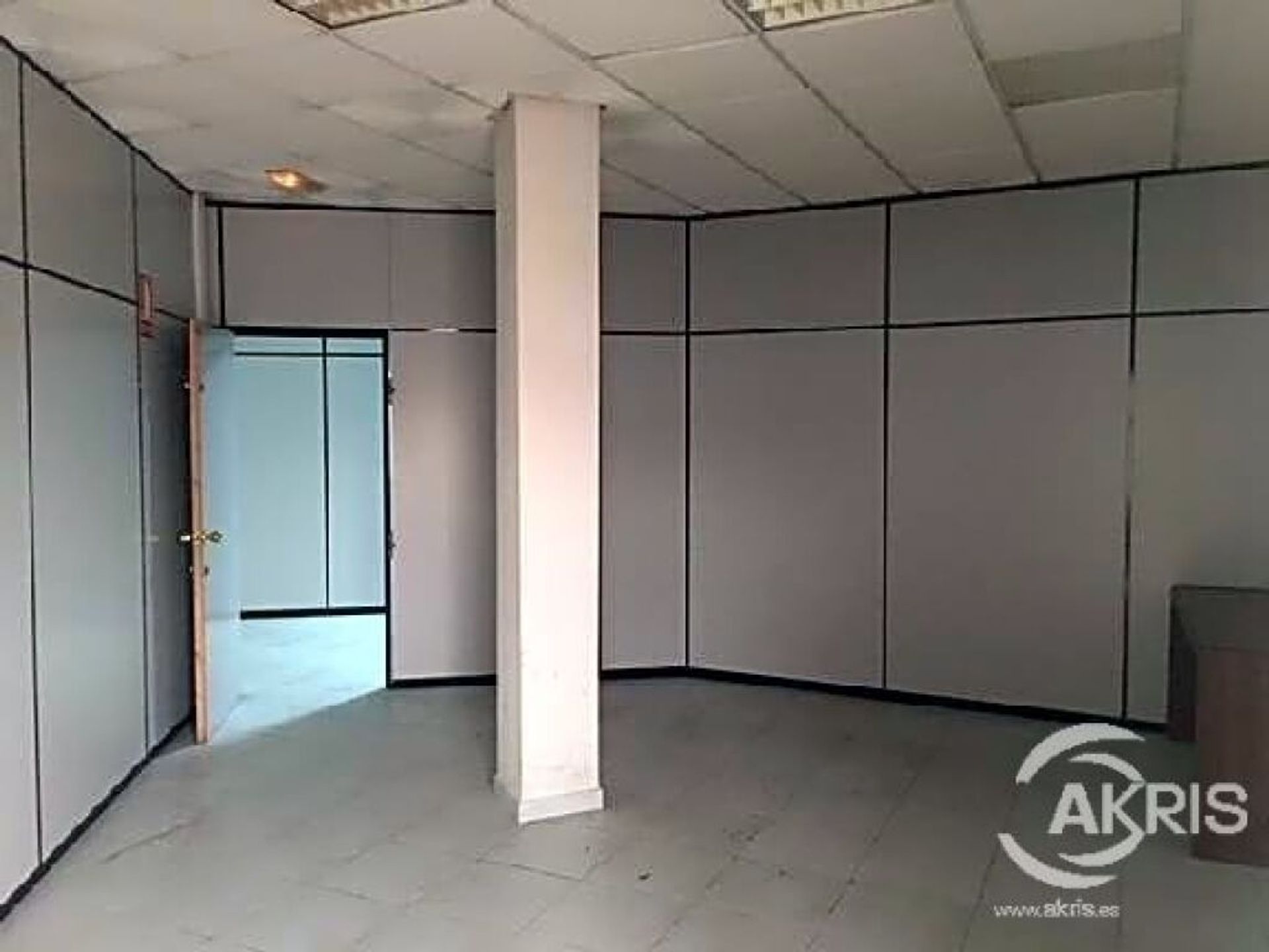 Commercial in Fuenlabrada, Comunidad de Madrid 11670869