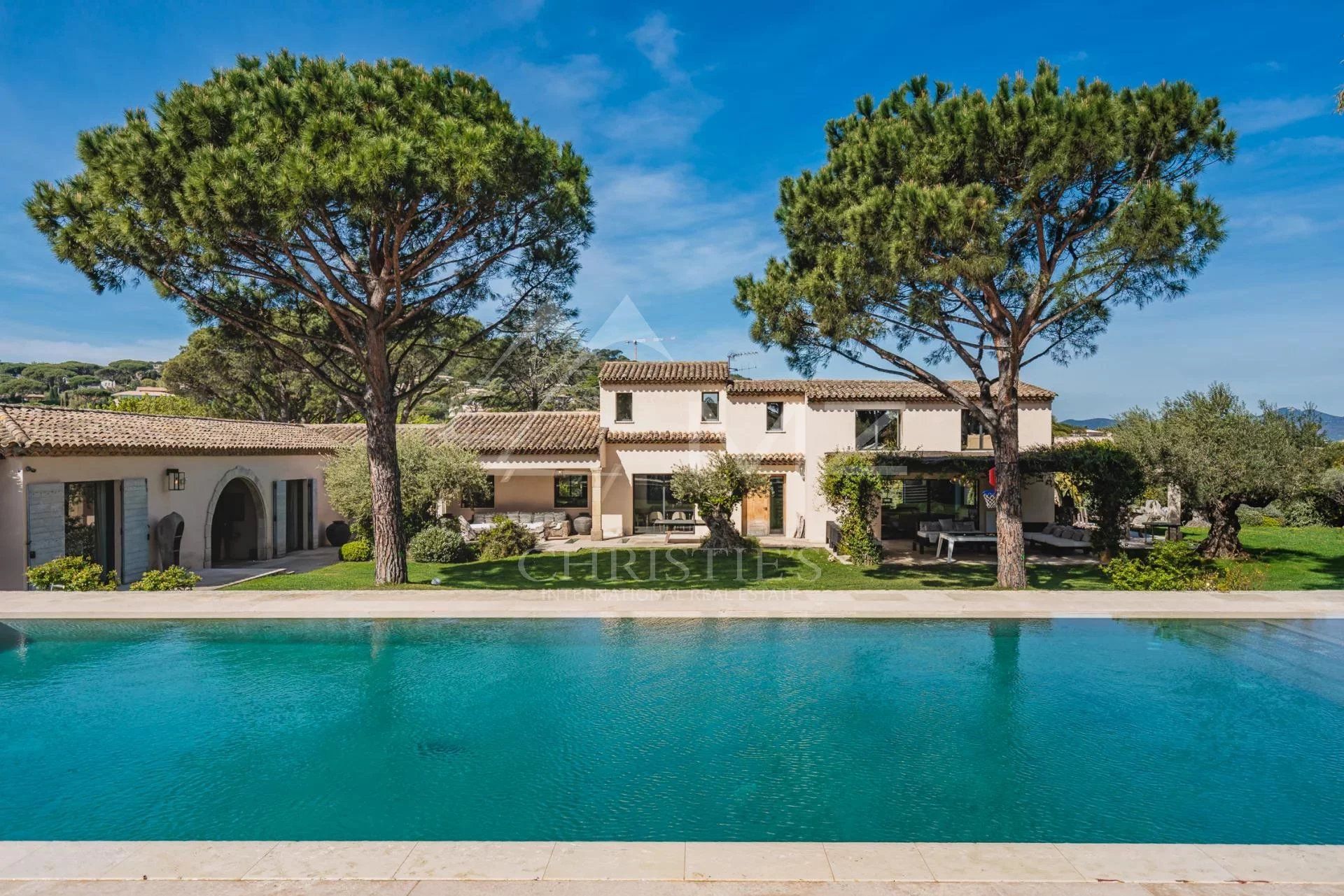 casa en San tropez, Provenza-Alpes-Costa Azul 11670901