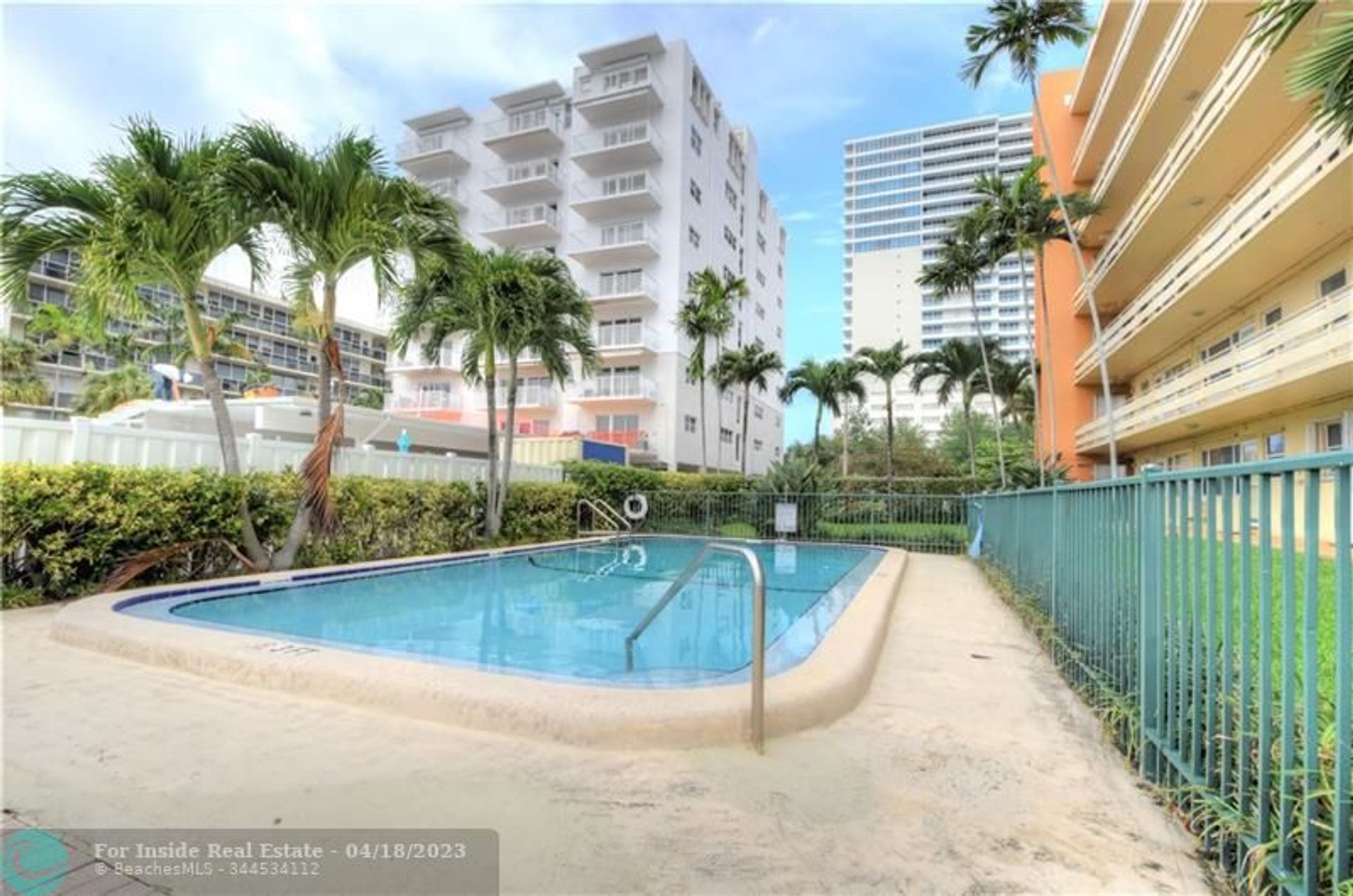 Condominium in Fort Lauderdale, Florida 11679176