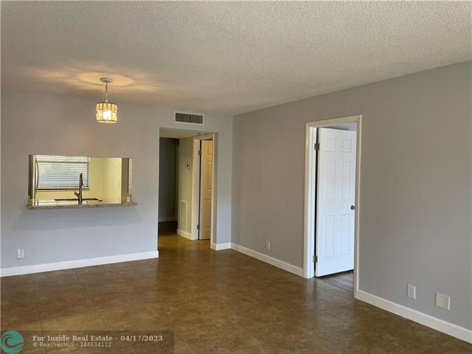 Condominium dans Deerfield Beach, Florida 11679177