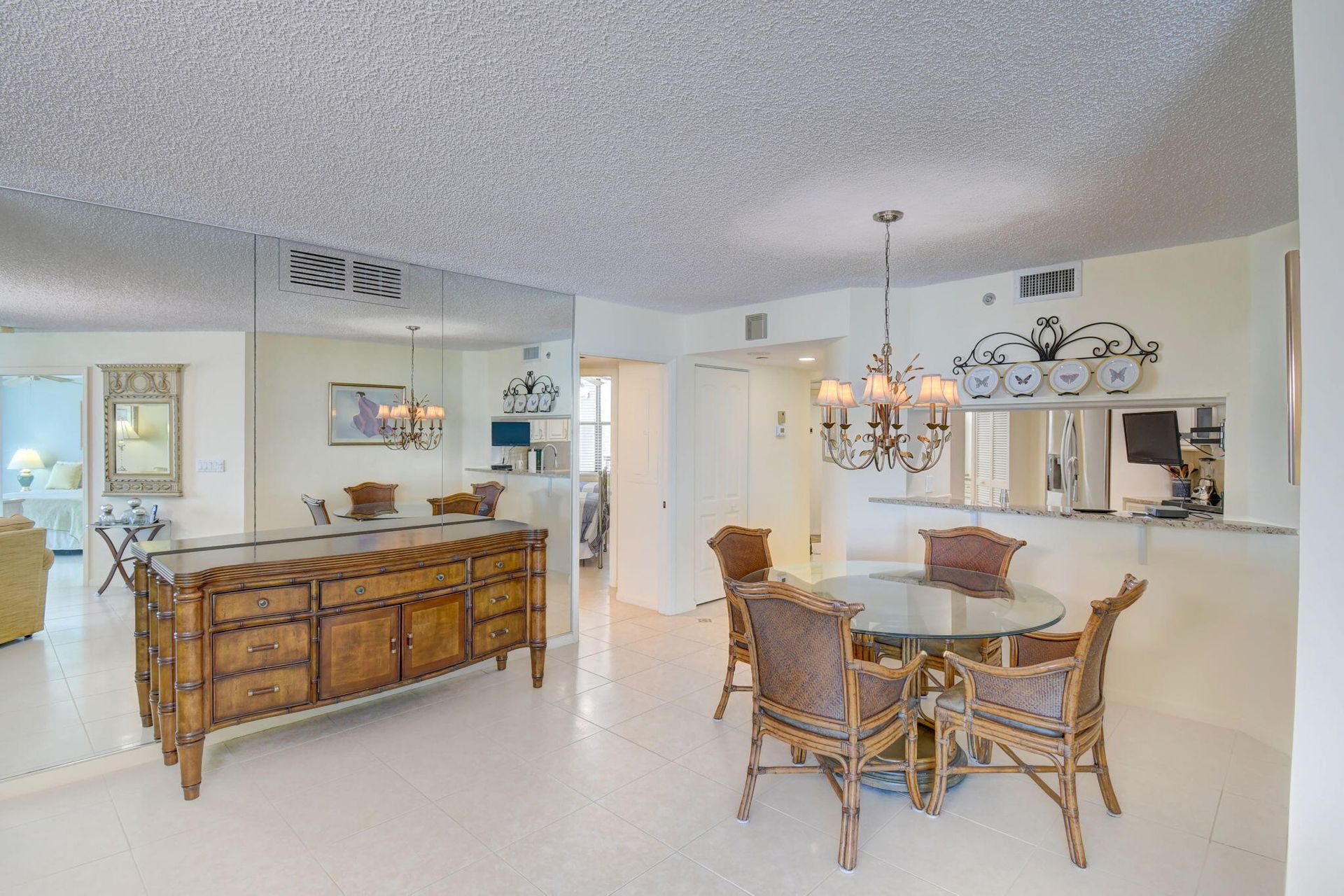 Condominio en Jensen Beach, Florida 11679179