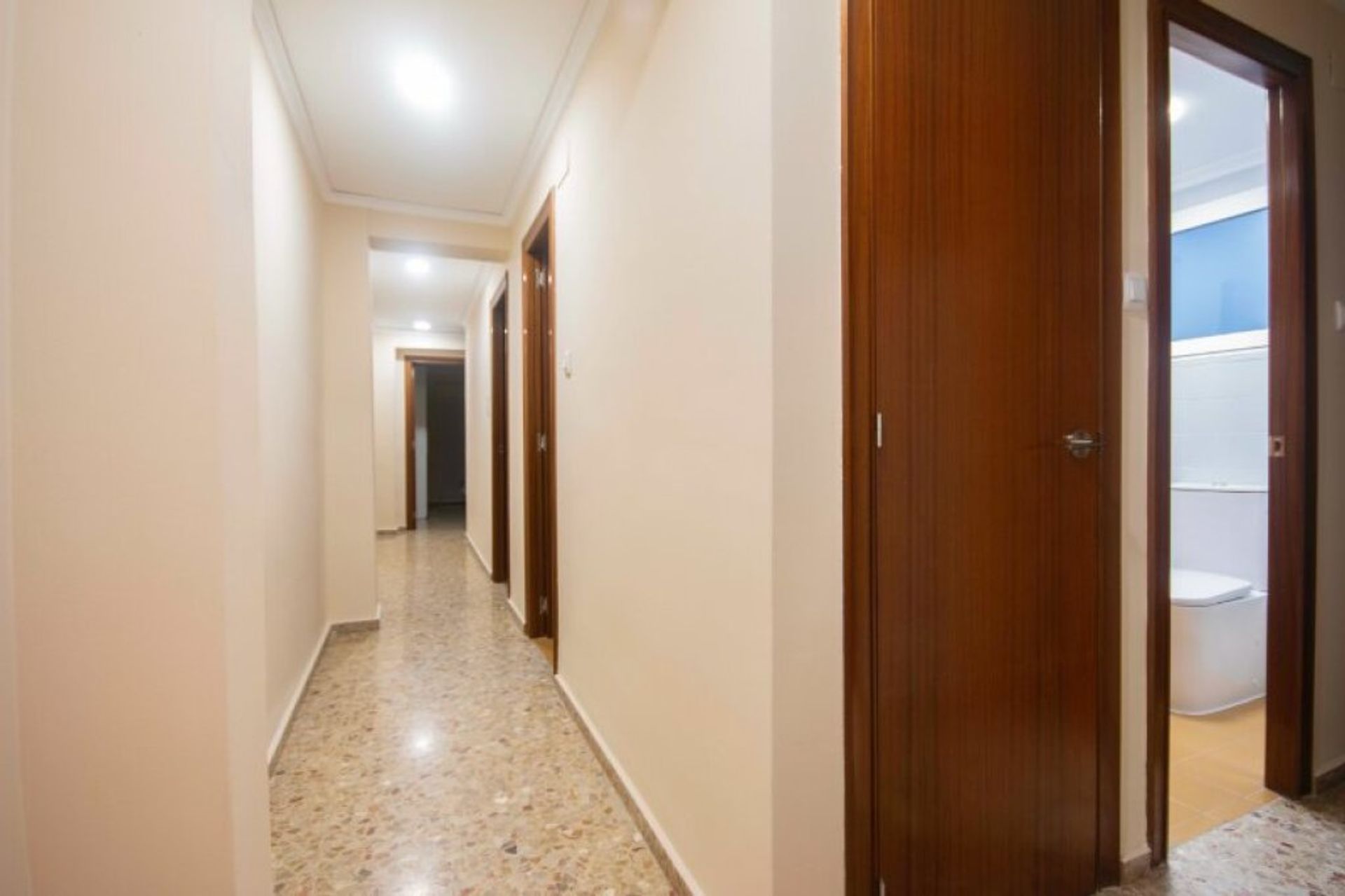 Condominium in Sagunt, Comunidad Valenciana 11680731