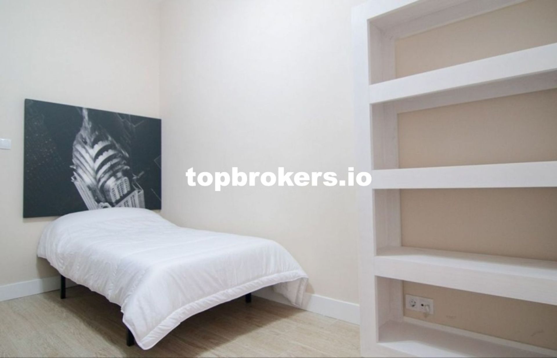 Condominium in Donostia, Basque Country 11680760