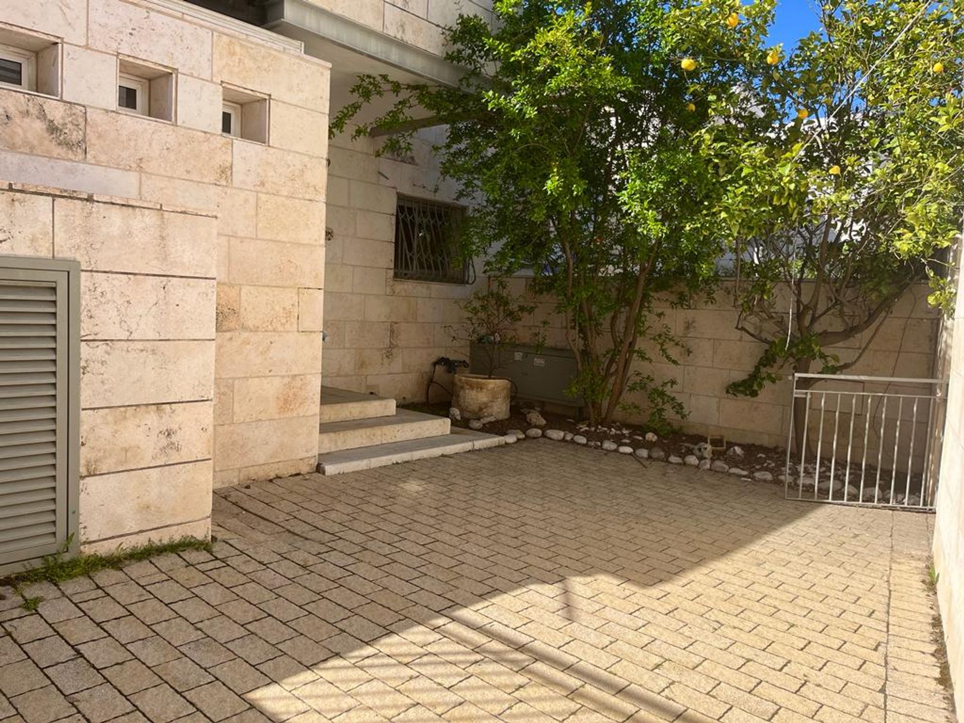 casa no Sha'alvim, 15 Shani Street 11681209