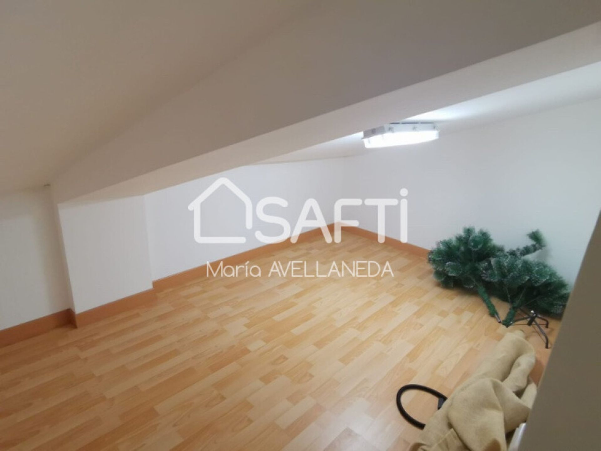 casa en Santa Cristina de Valmadrigal, Castilla y León 11683305