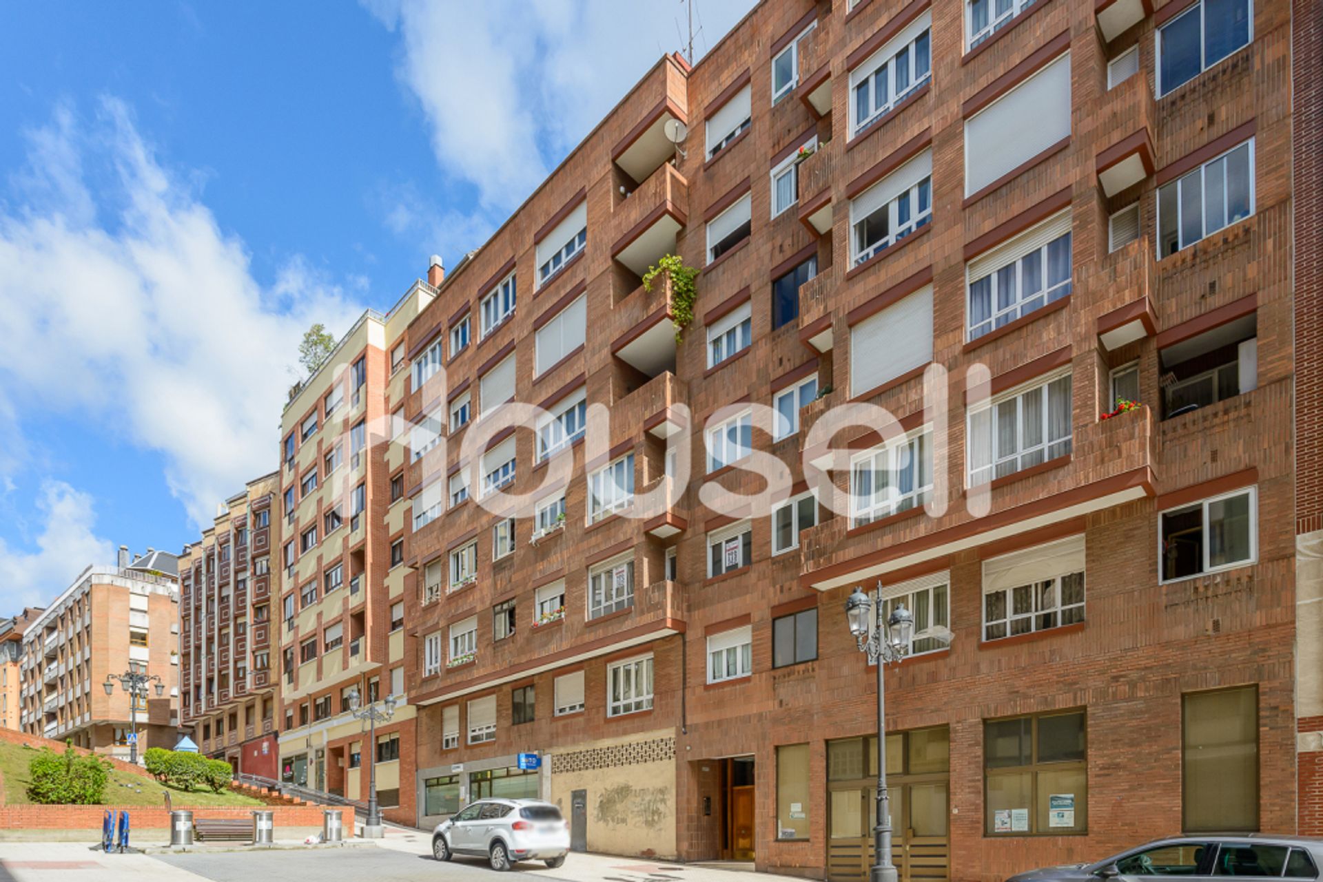 Condominium in Oviedo, Principado de Asturias 11683337