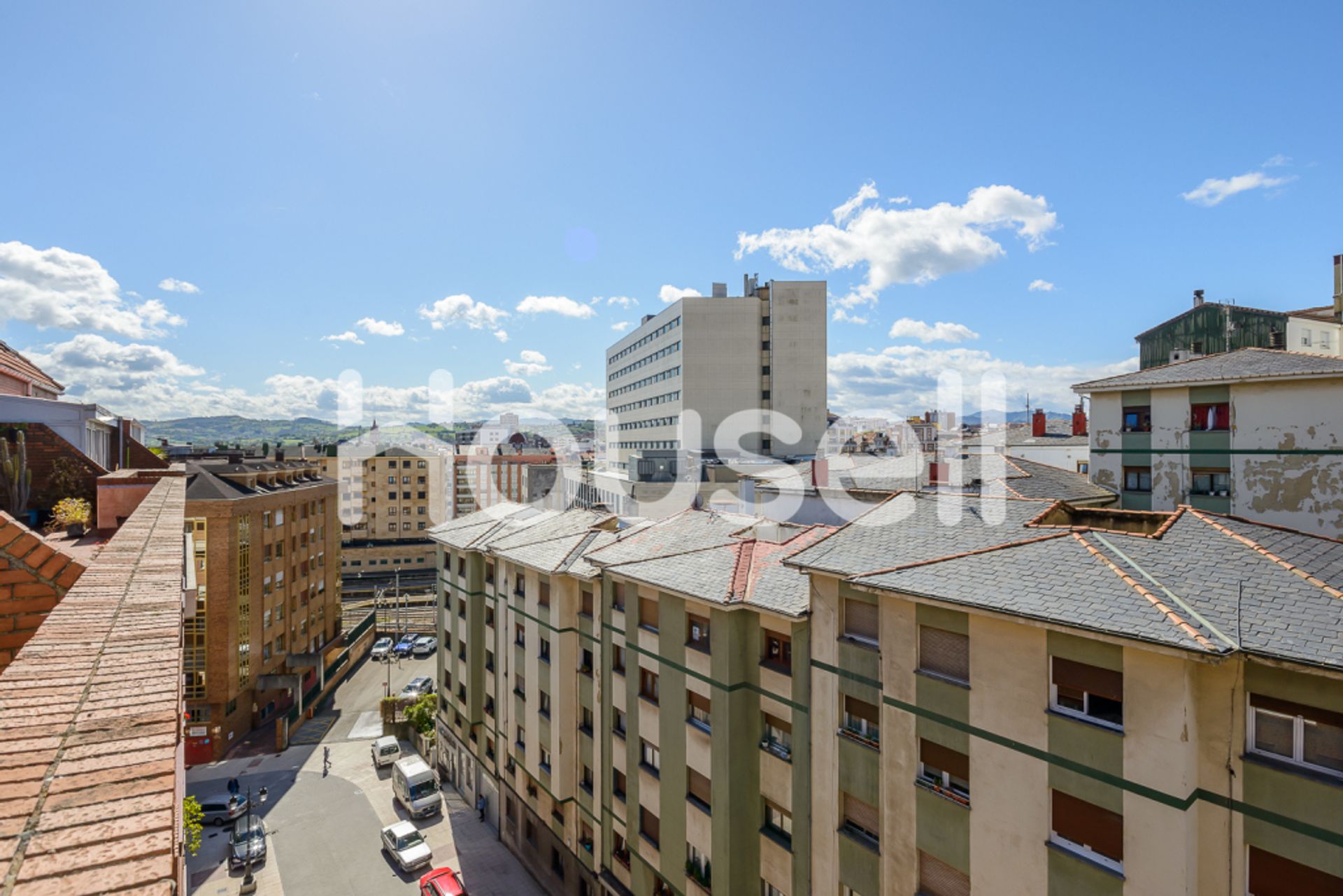 Condominium in Oviedo, Principado de Asturias 11683337