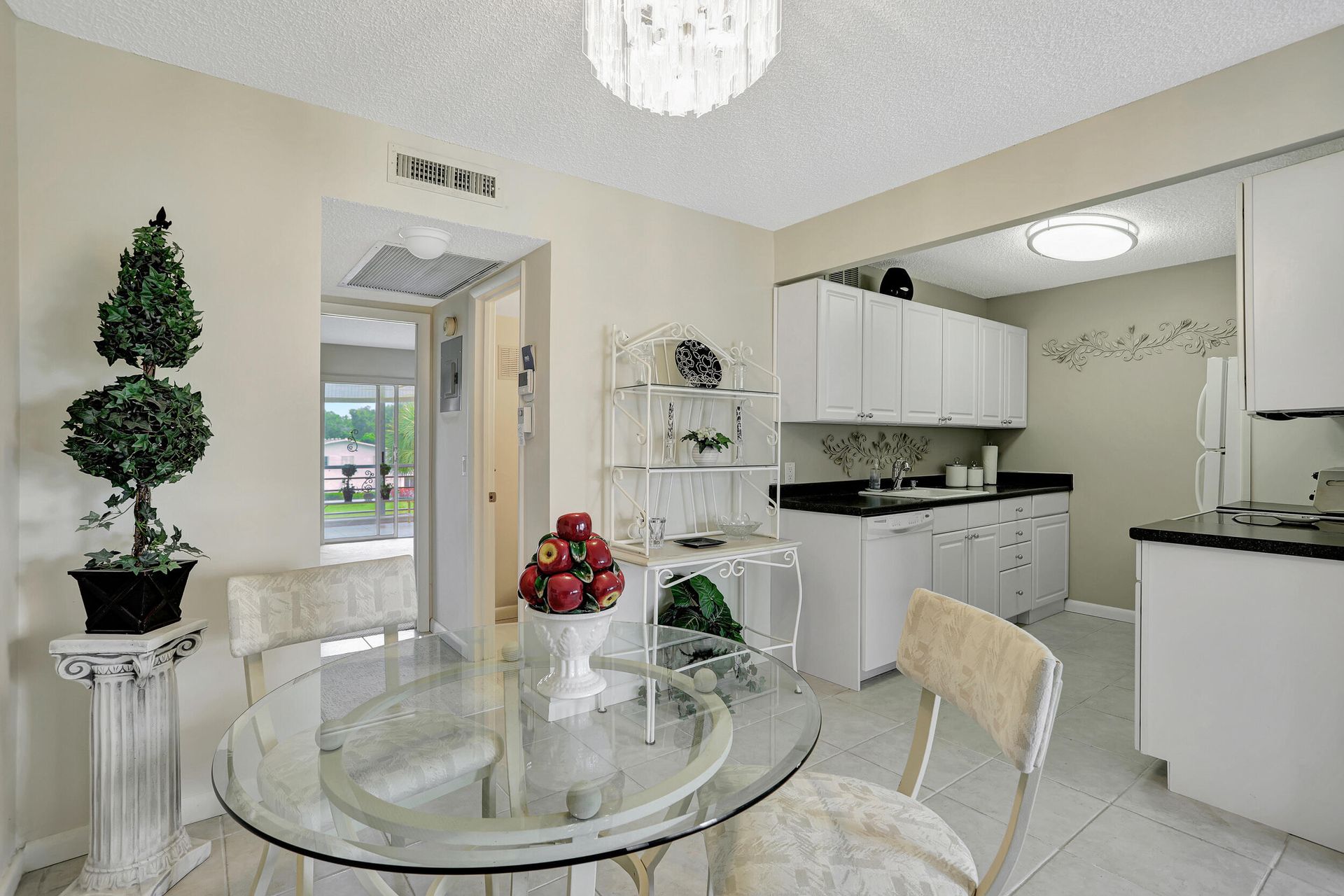 Condominium in Deerfield Beach, Florida 11683346