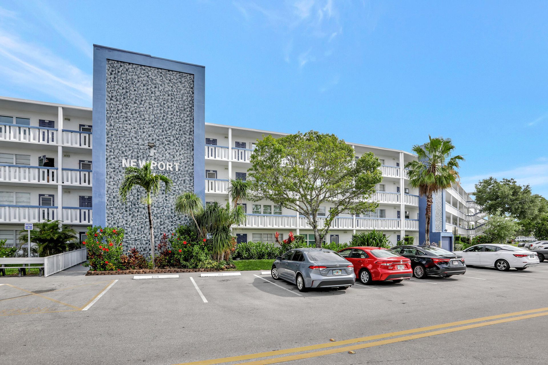 Condominium in Deerfield Beach, Florida 11683346