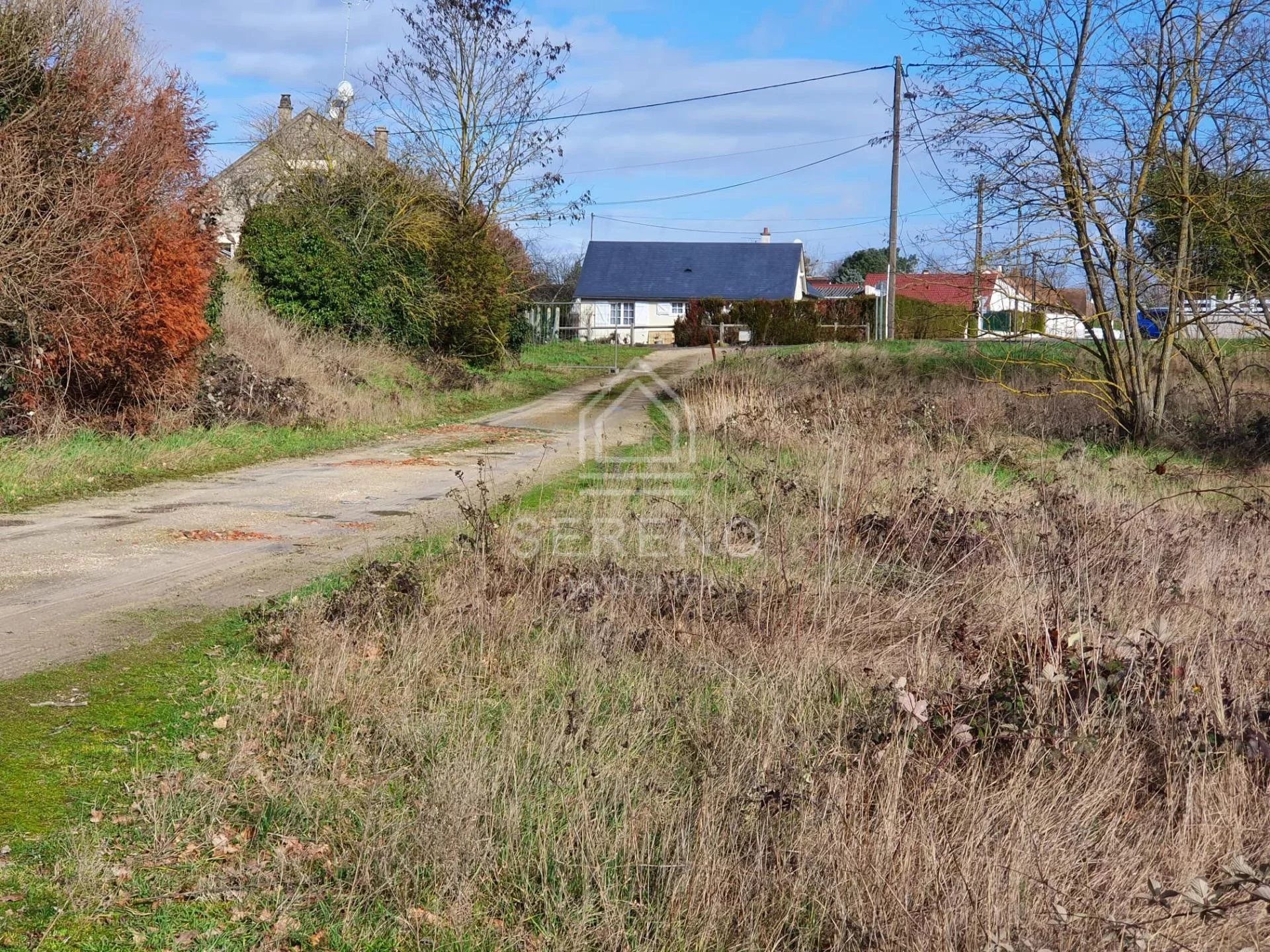 土地 在 Châlette-sur-Loing, Loiret 11683469