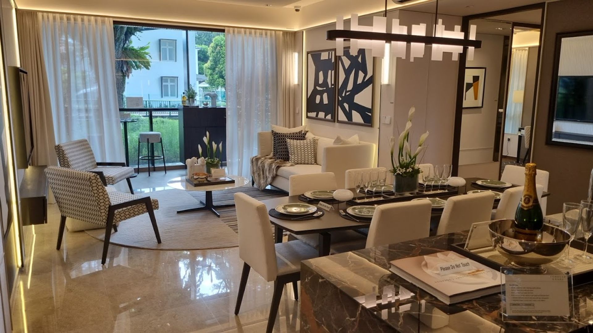 Residencial en Singapore, 92 Jalan Tembusu 11683592