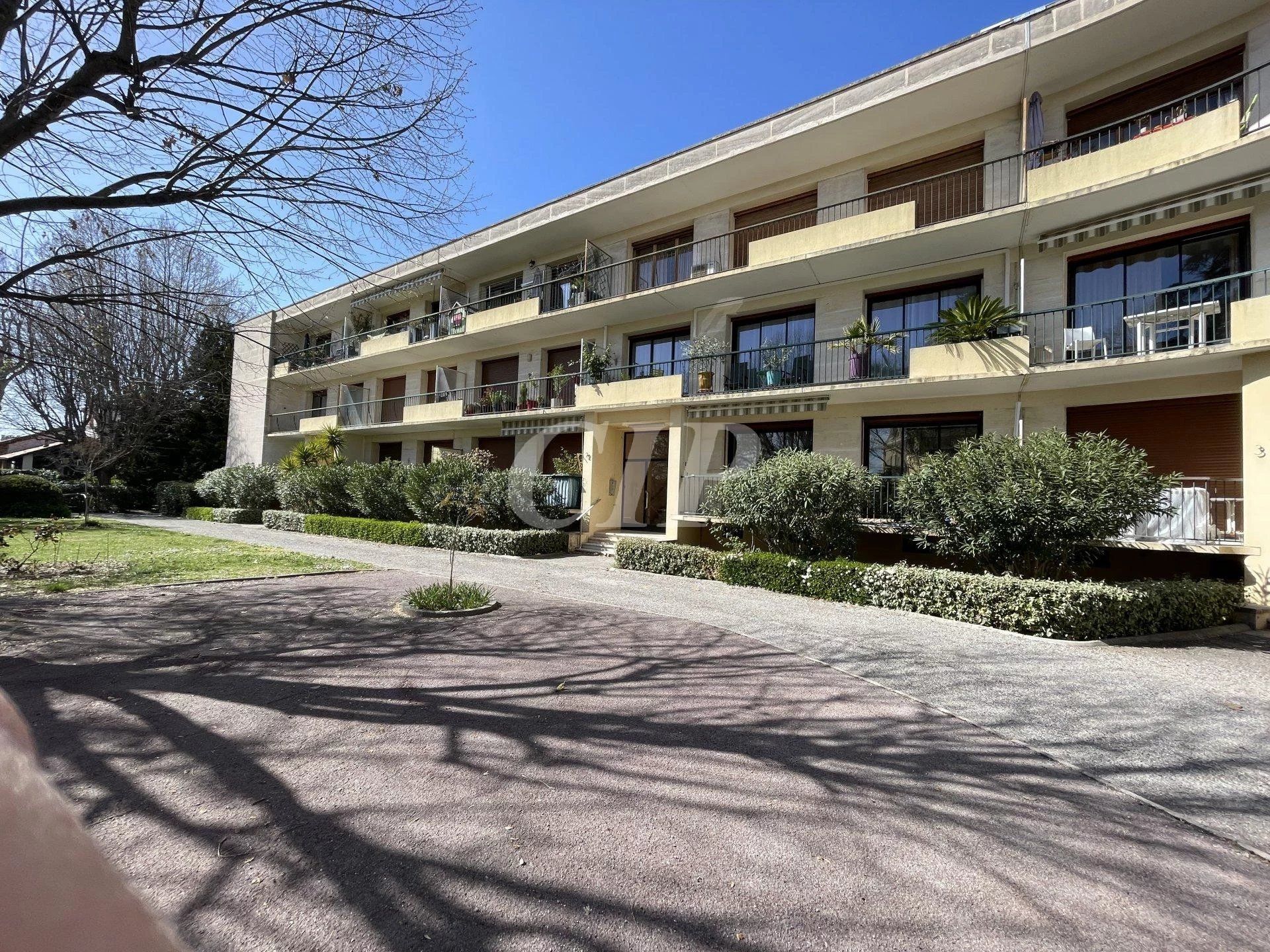 Condominium dans Aix-en-Provence, Bouches-du-Rhône 11687169