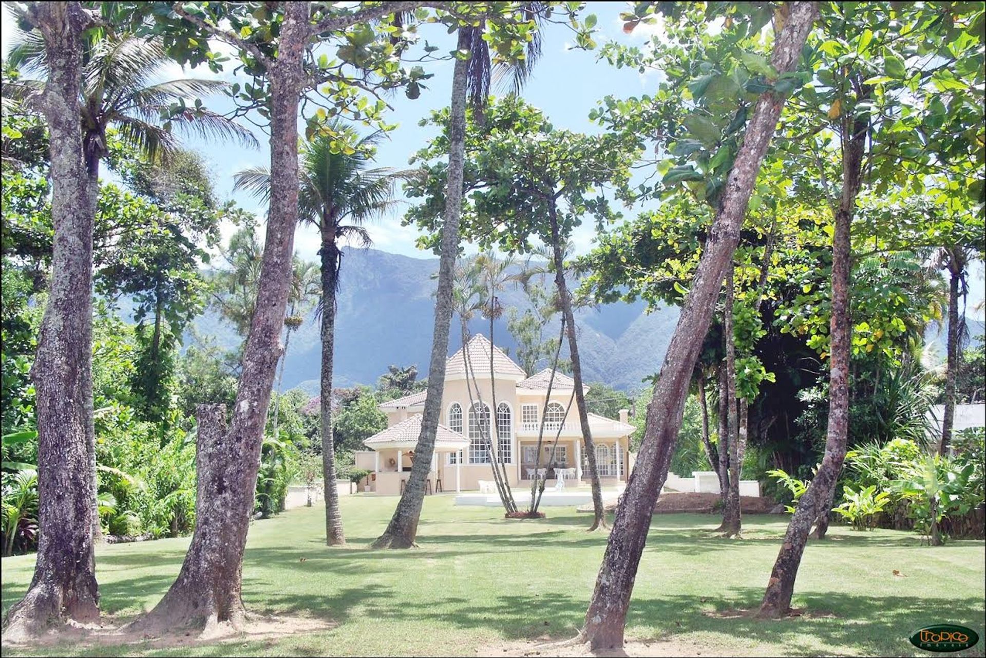 房子 在 Ubatuba, State of São Paulo 11687519