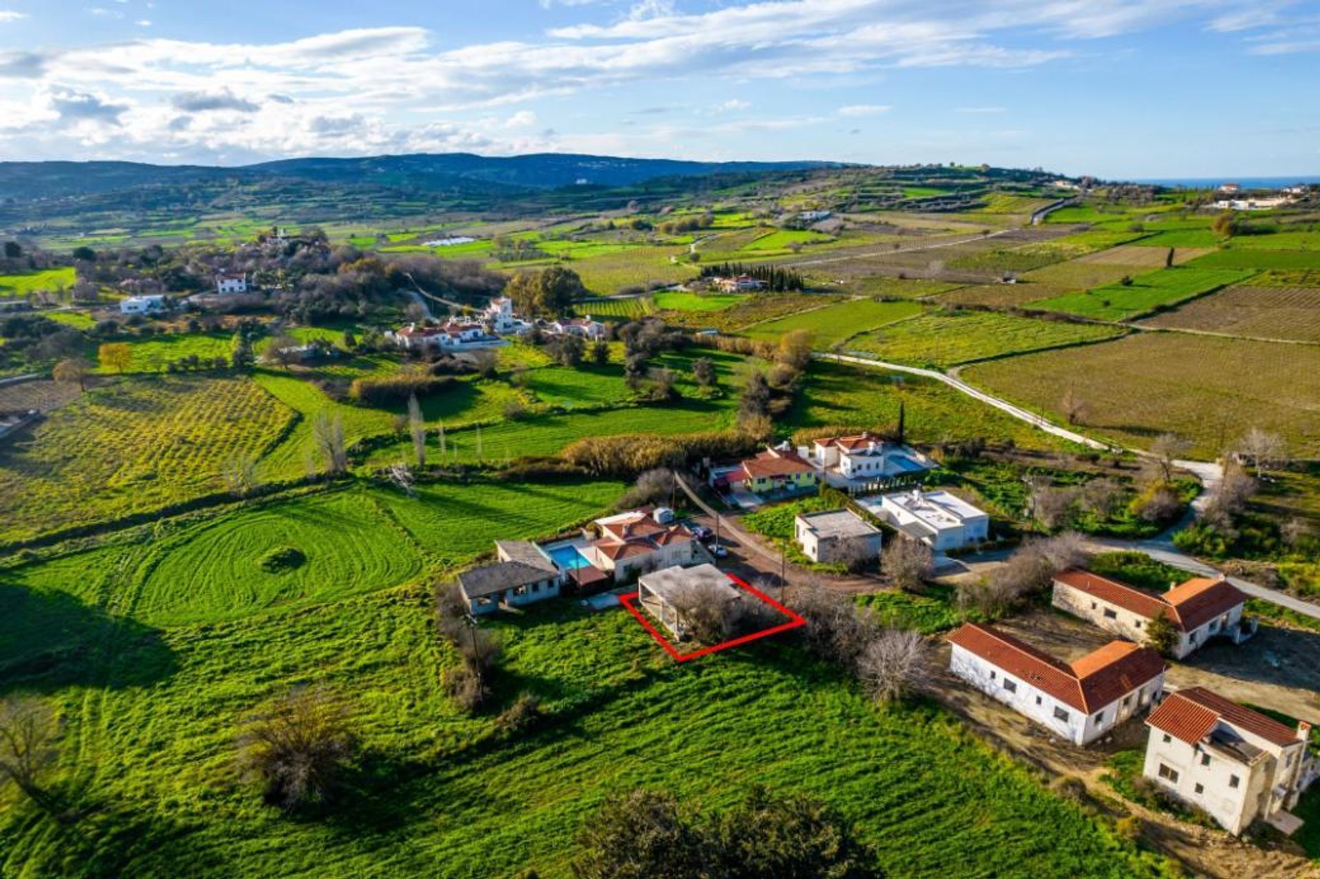 Tierra en mesogi, Pafos 11688904