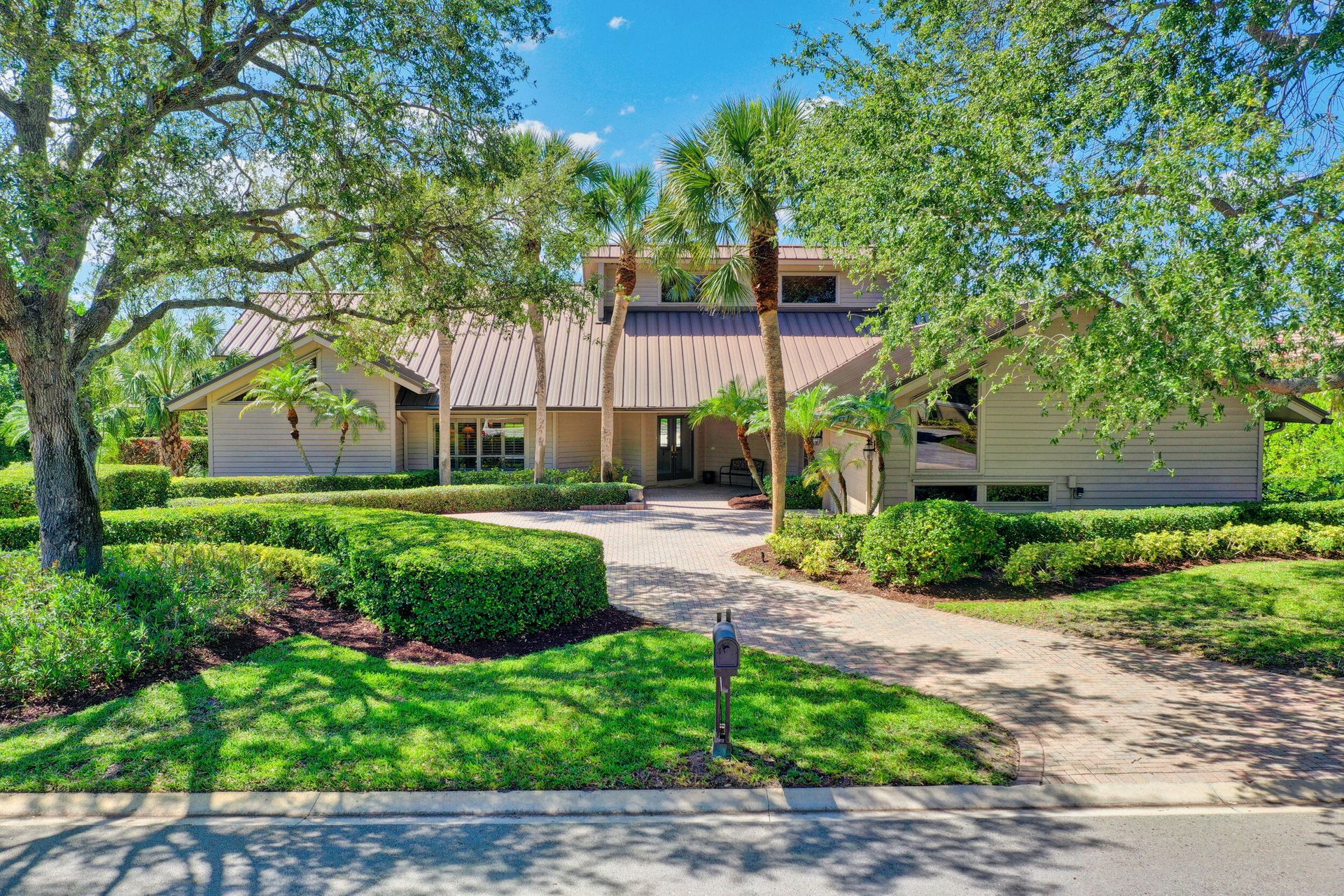 House in Port Salerno, Florida 11691314