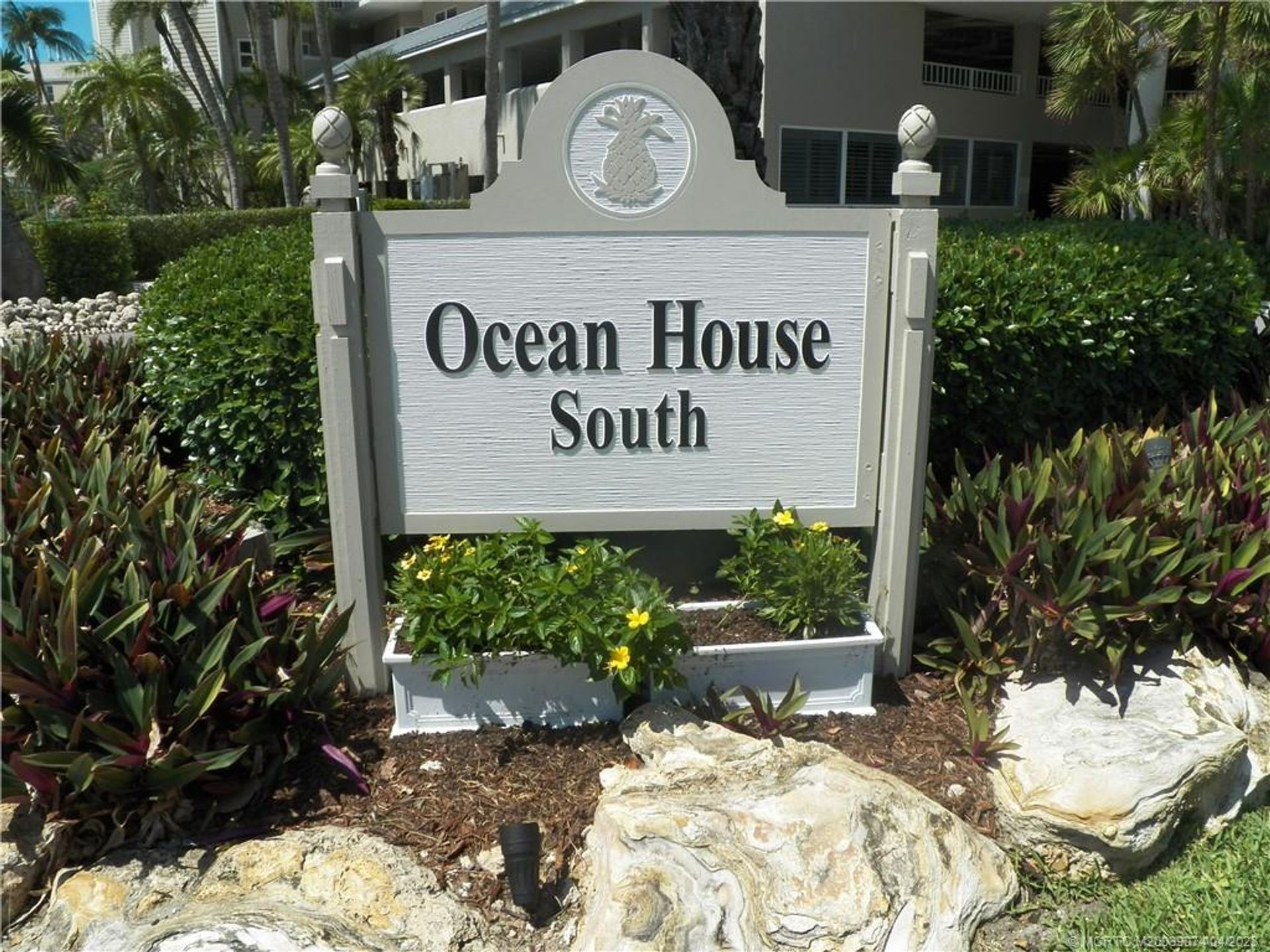 Condominium in Sewall's Point, Florida 11691323