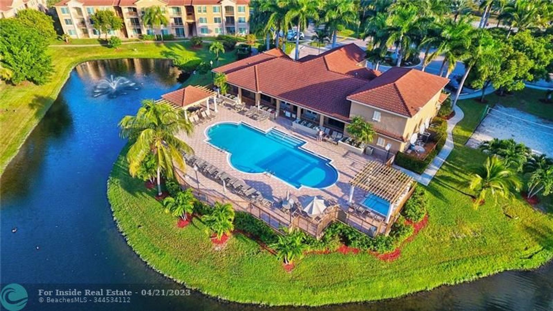 House in Boynton Beach, Florida 11691381