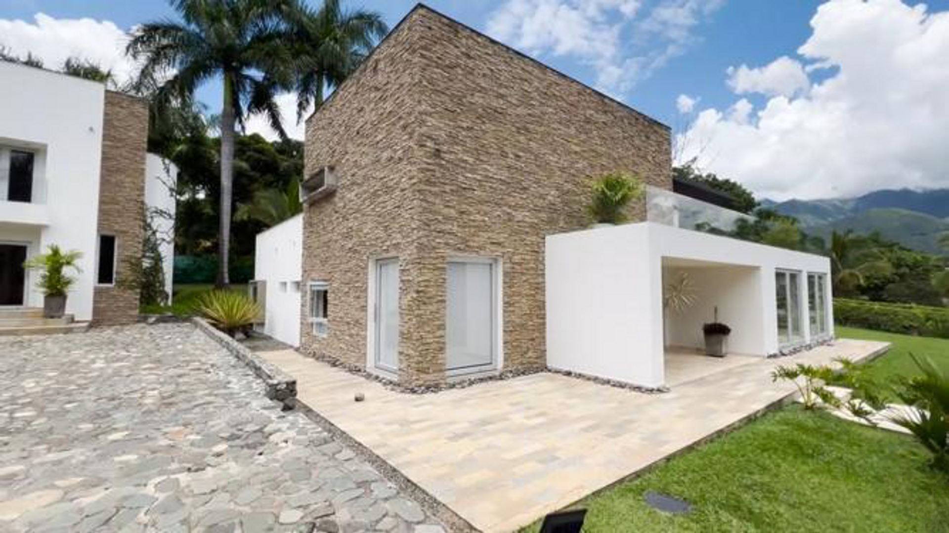 Hus i San Jerónimo, Antioquia 11693415