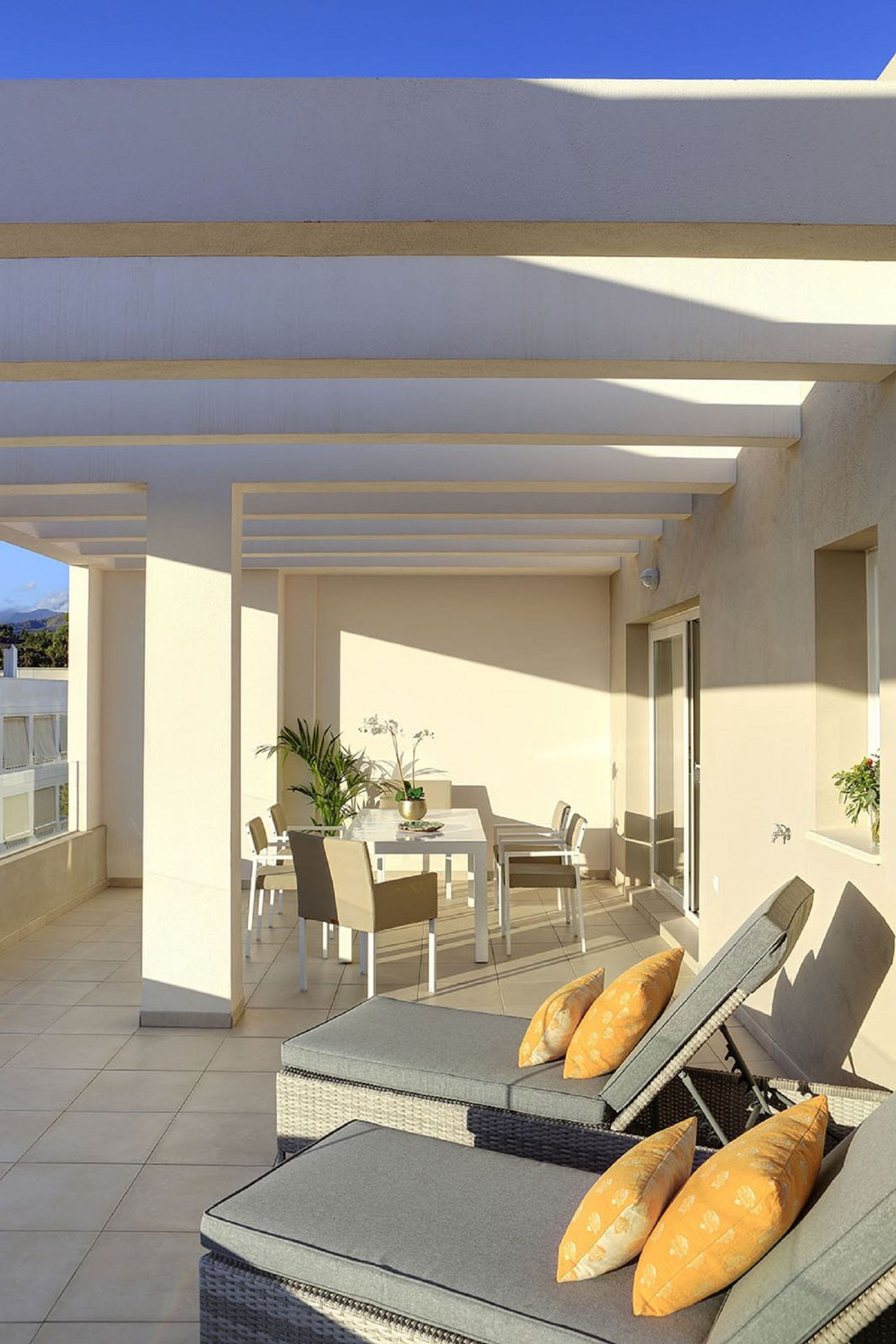 Condominium in Marbella, Andalucía 11695091