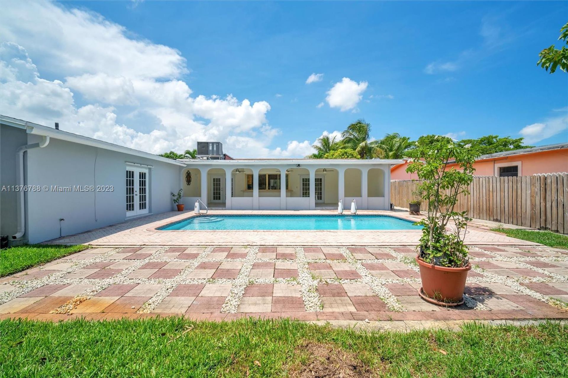 Casa nel Hollywood, Florida 11695370