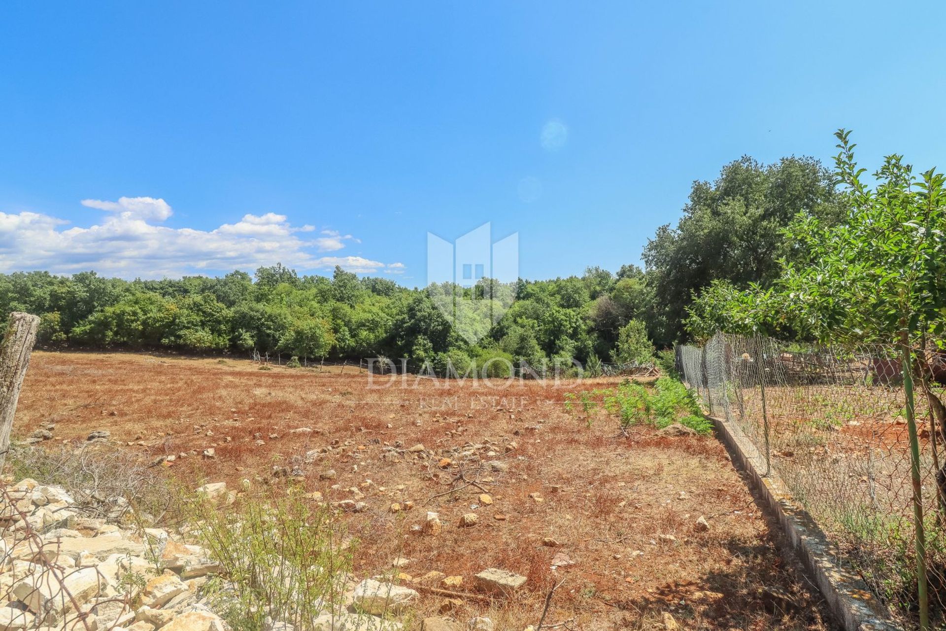 Tanah di Poreč, Istria County 11697286