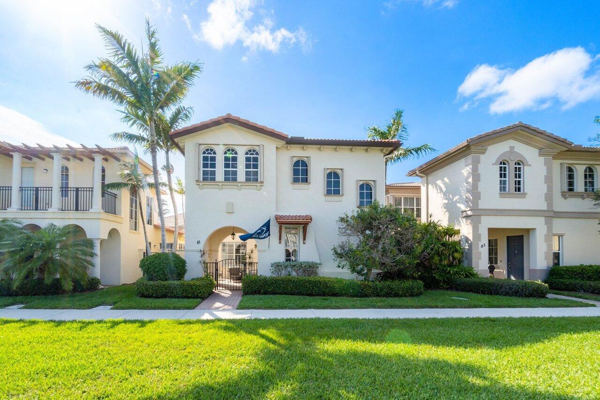 Dom w Palm Beach Gardens, Florida 11697622