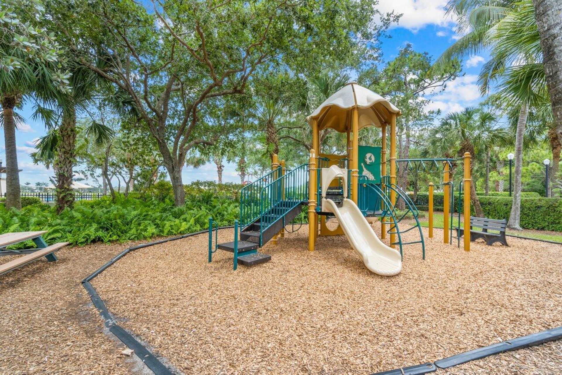 Dom w Palm Beach Gardens, Florida 11697622