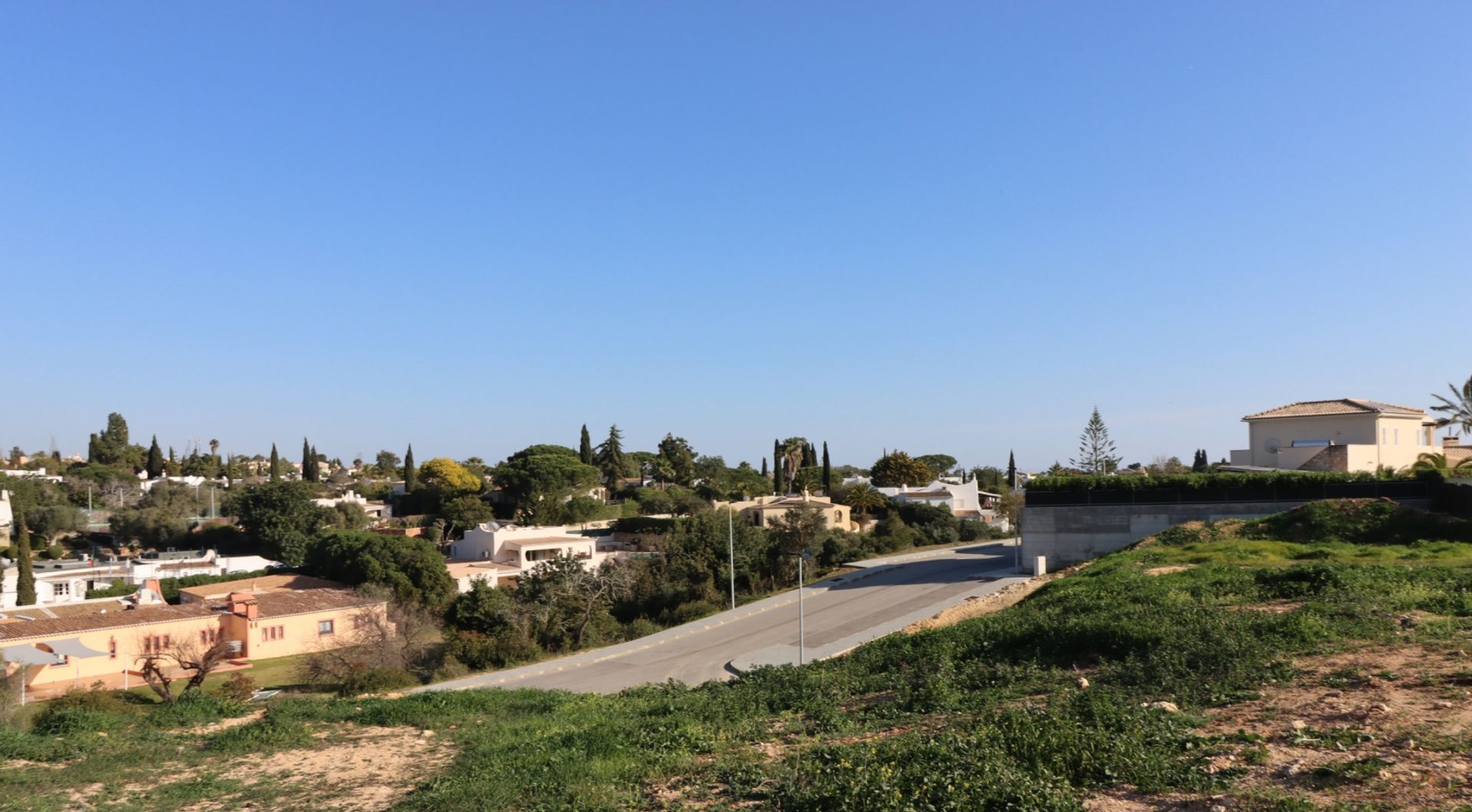 Land in Carvoeiro, Faro 11697954